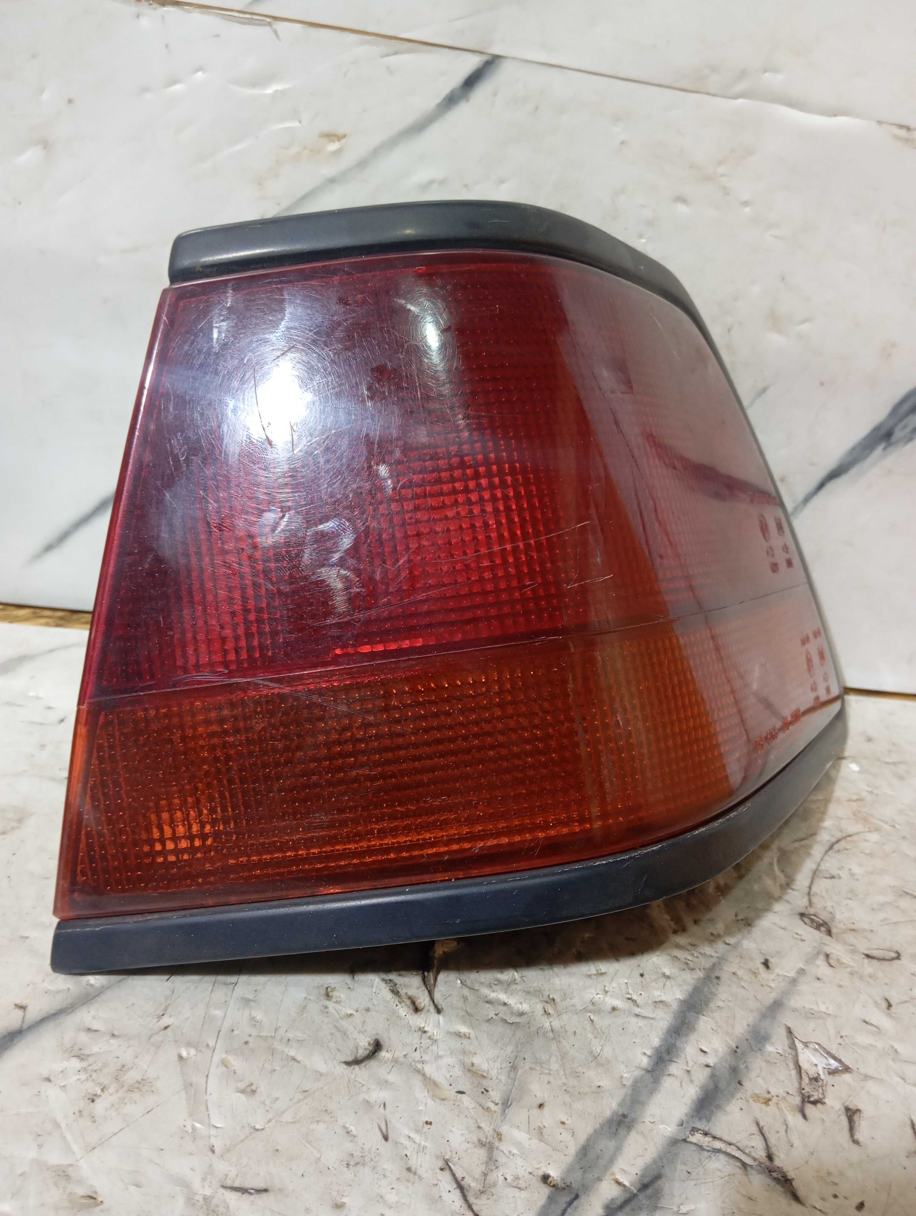 Lanterna Traseira Lado Esquerdo Daewoo Espero 1994