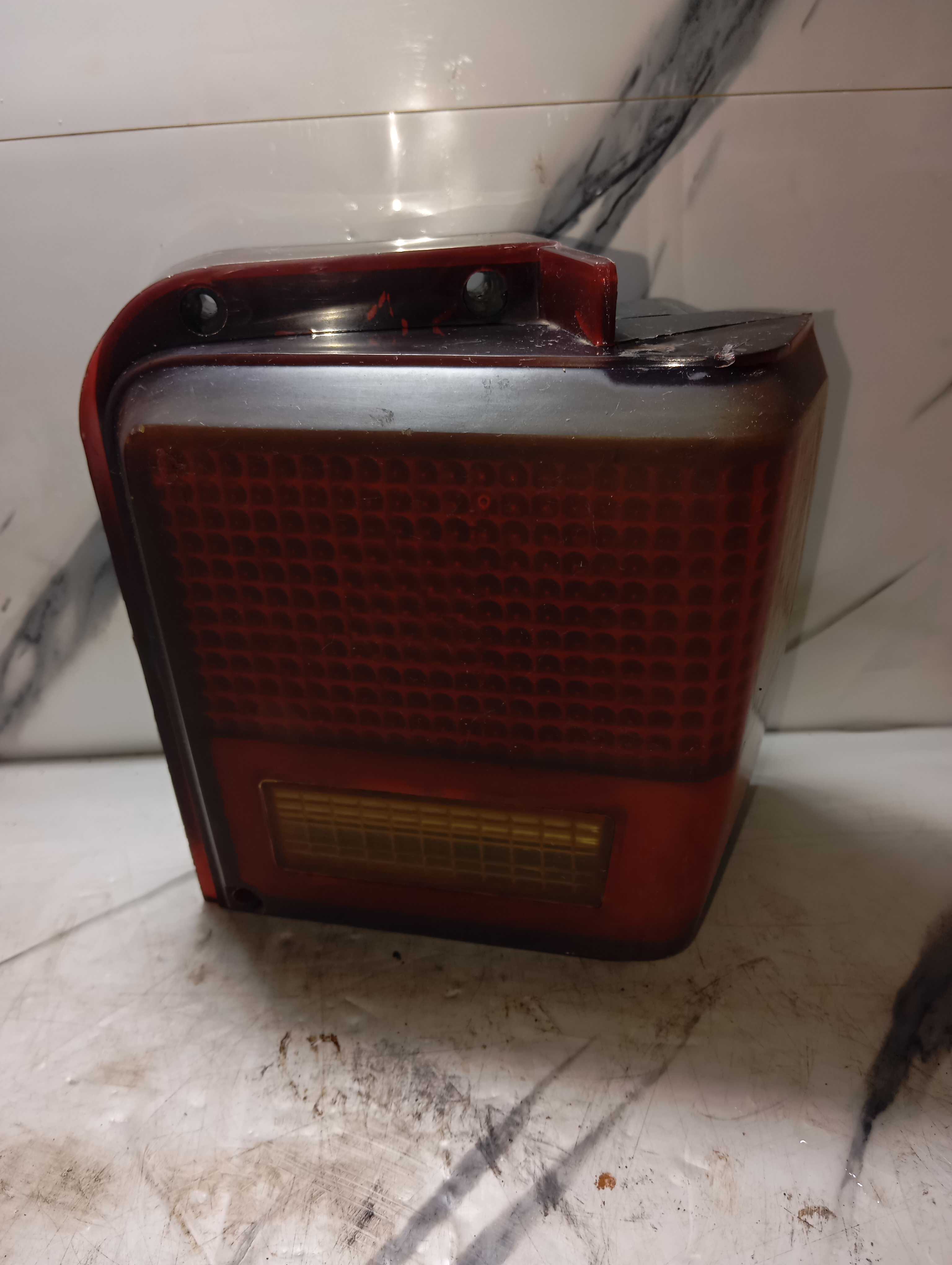 Lanterna Traseira Belina Lado Direito 78 A 84