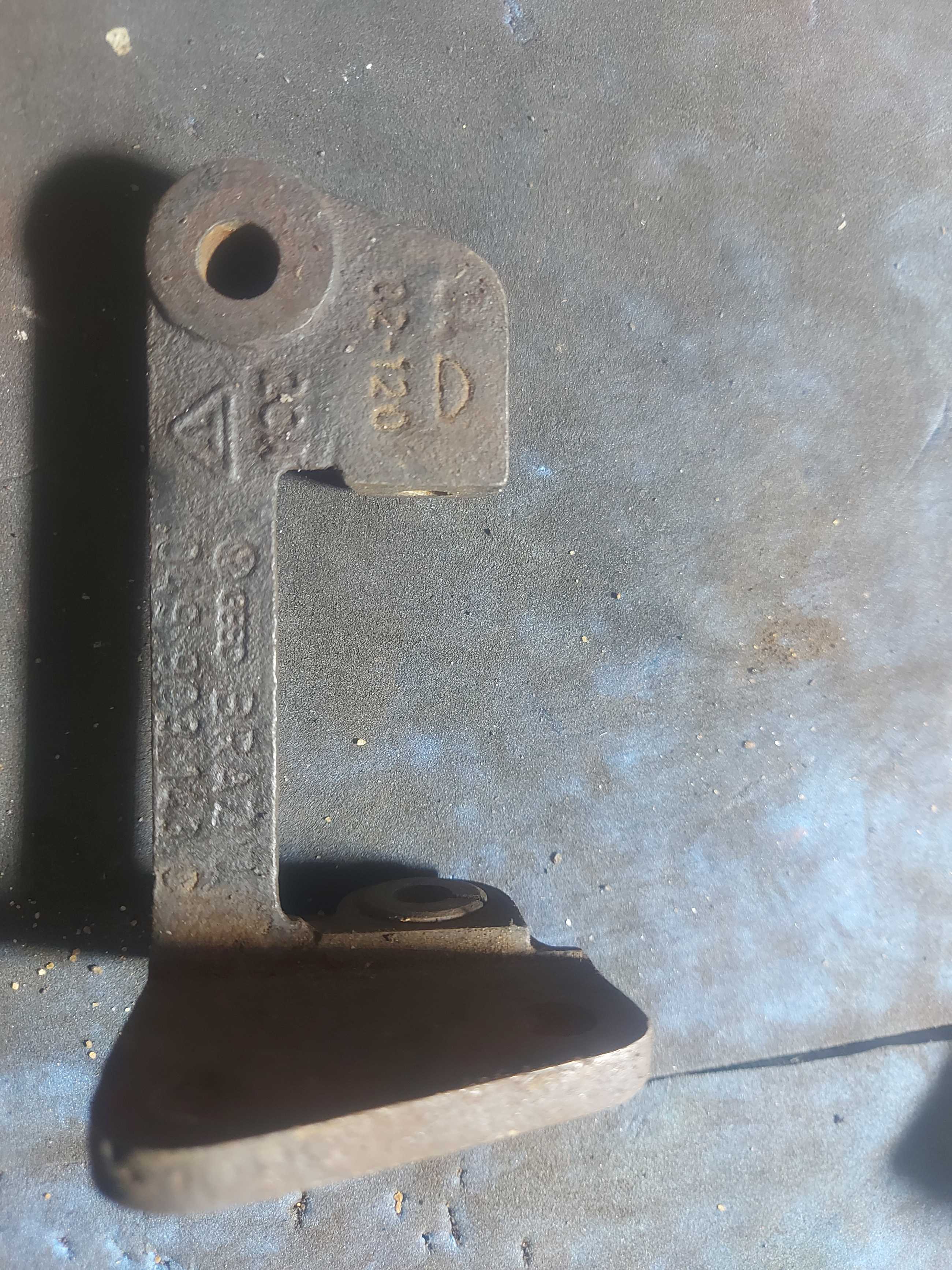 Suporte Alternador Ap Motor 0499 1.8 Sant Vw Gol 1994 A 1994