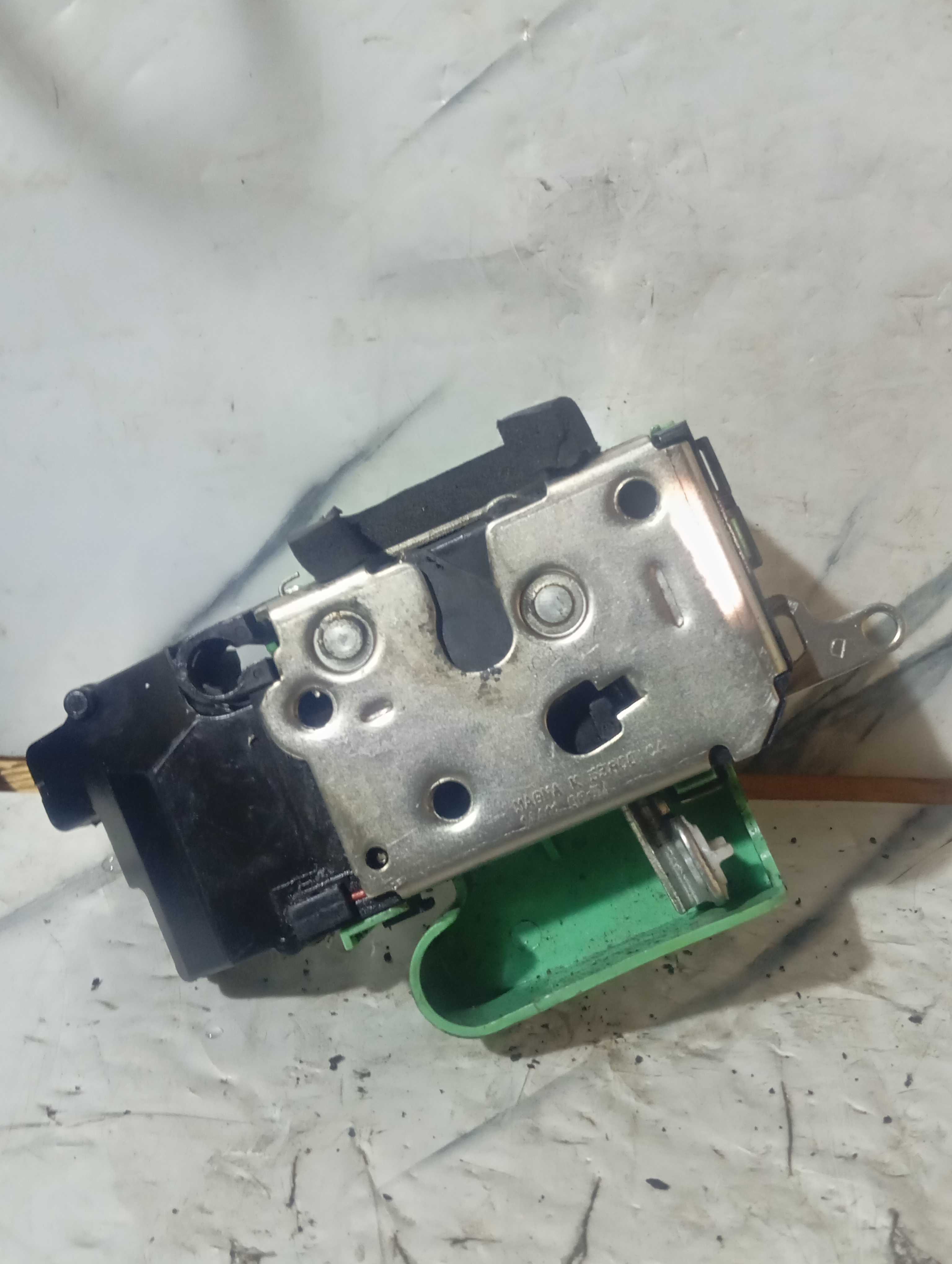 Fechadura porta Fiat Punto dianteira direita elétrica