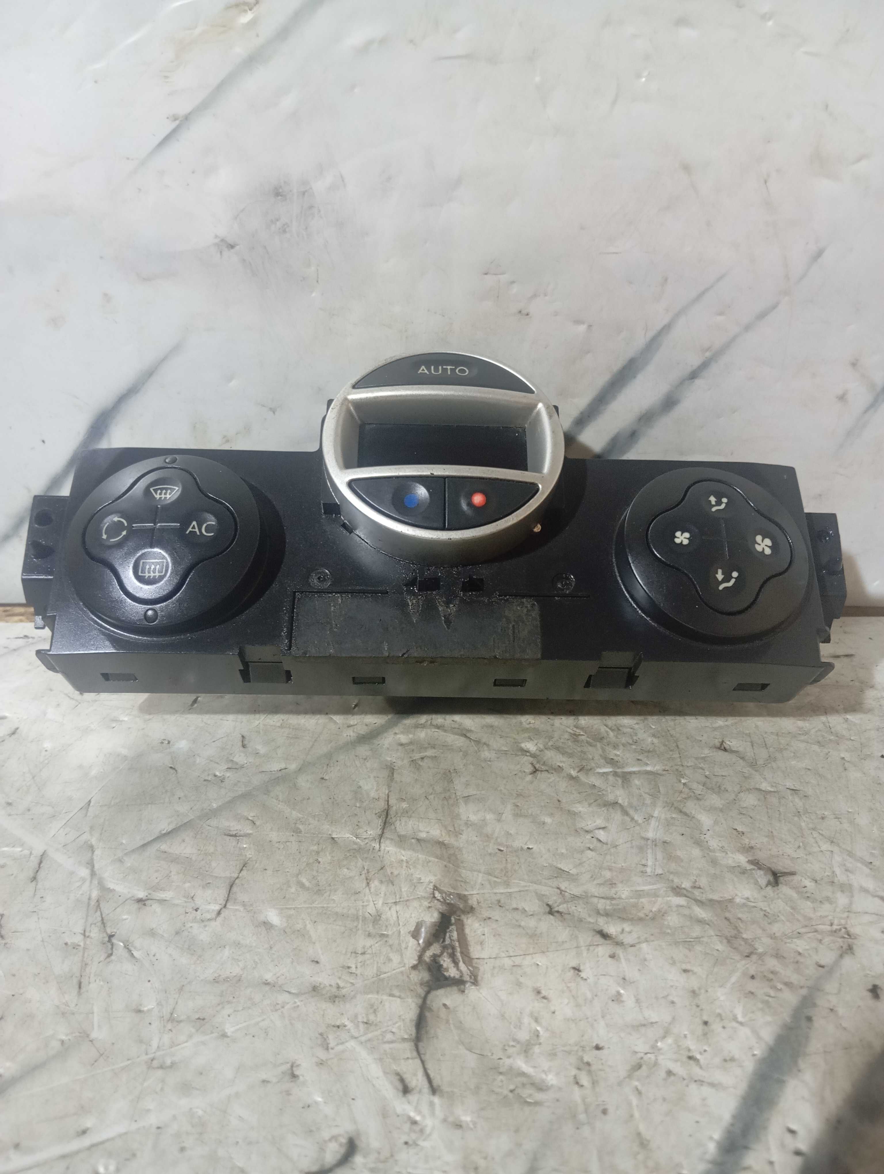 Comando Do Ar Condicionado Digital Renault Megane 2010/2011