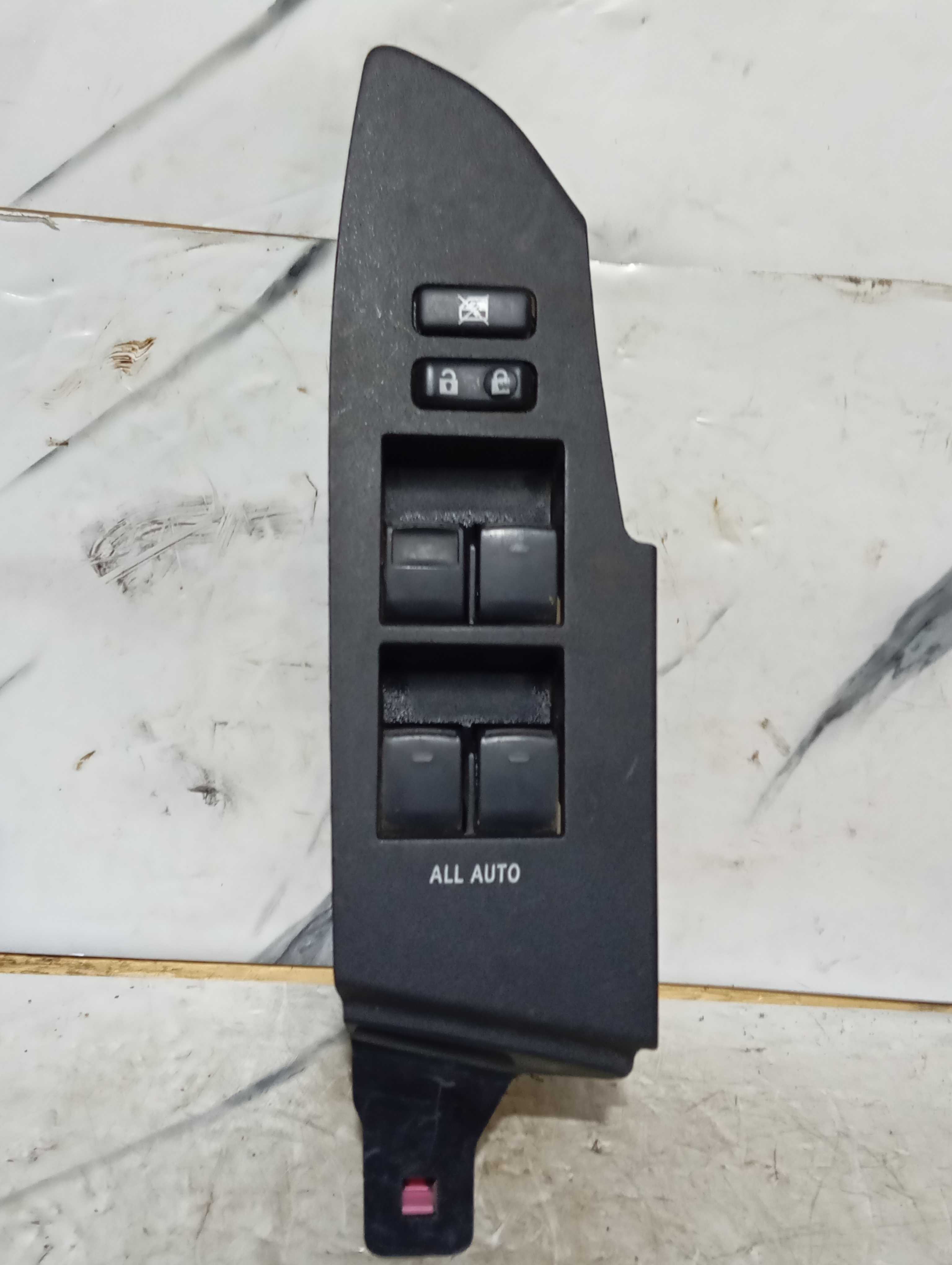 Botão comando vidro esquerdo elétrico do corolla 2014 a 2019