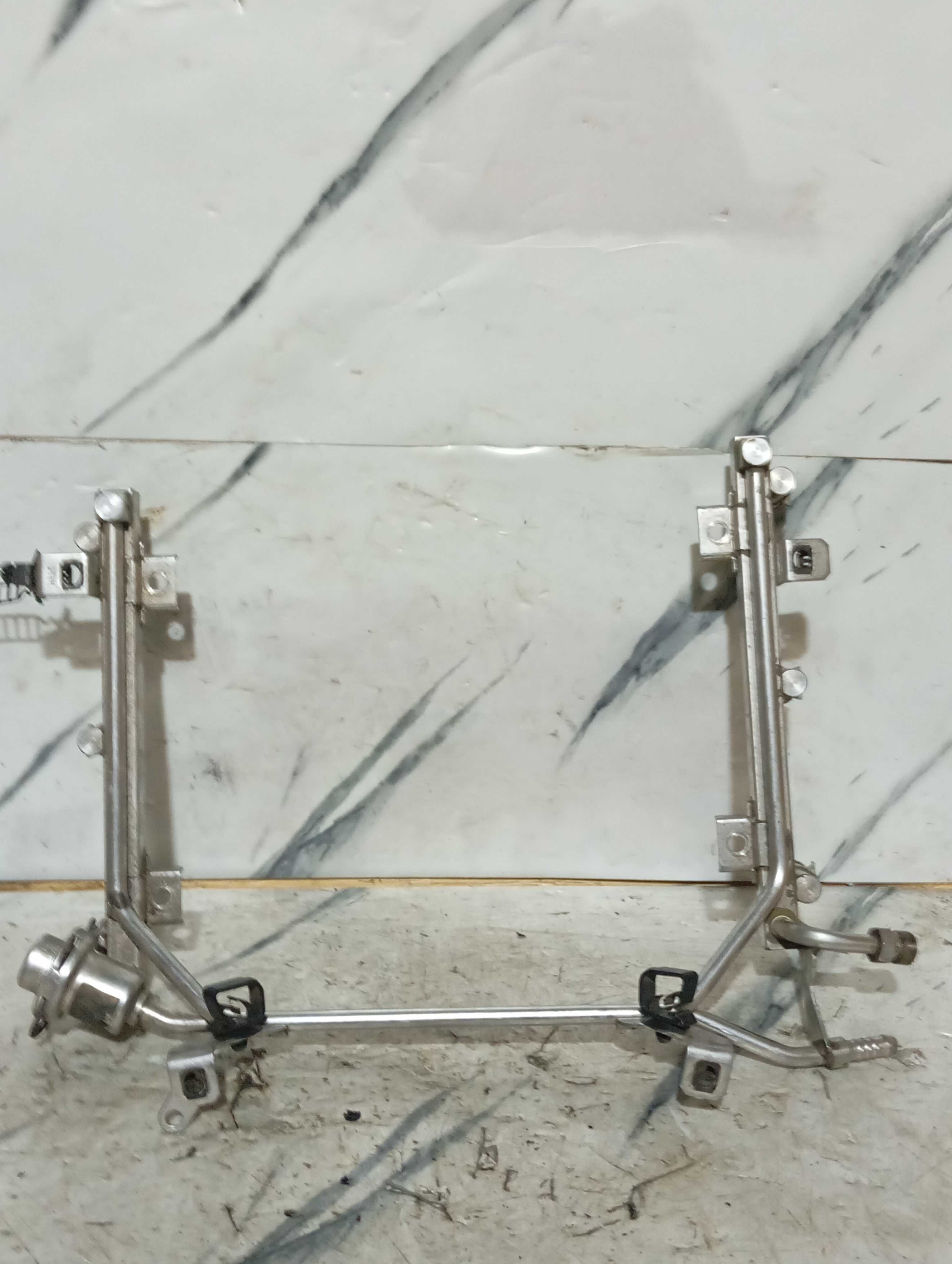 Flauta Do Bico Injetor Passat Alemão Audi A4 V6 2.8