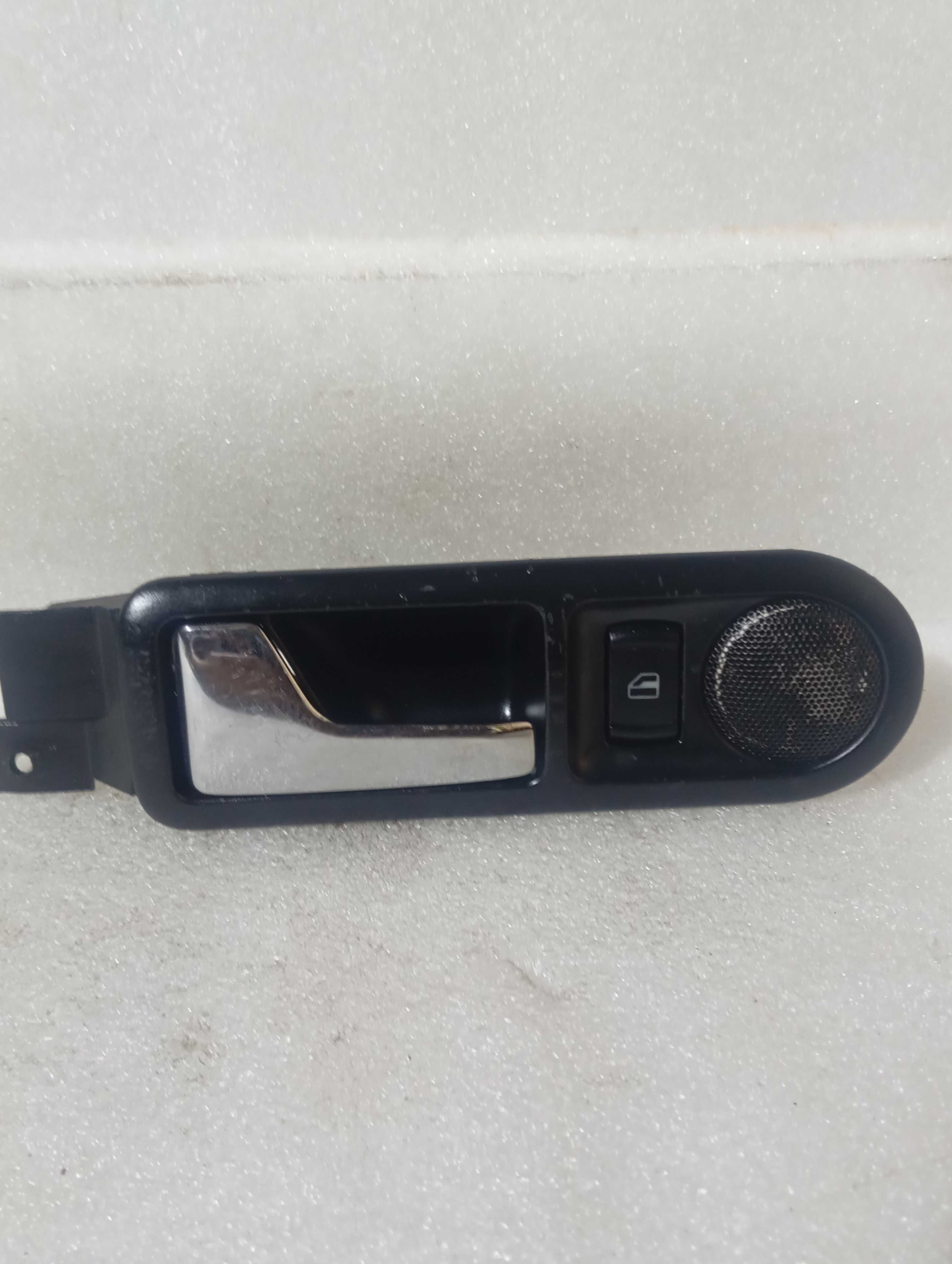 Maçaneta Interna Traseiro Esquerdo Vw Bora Golf 1999 A 2005