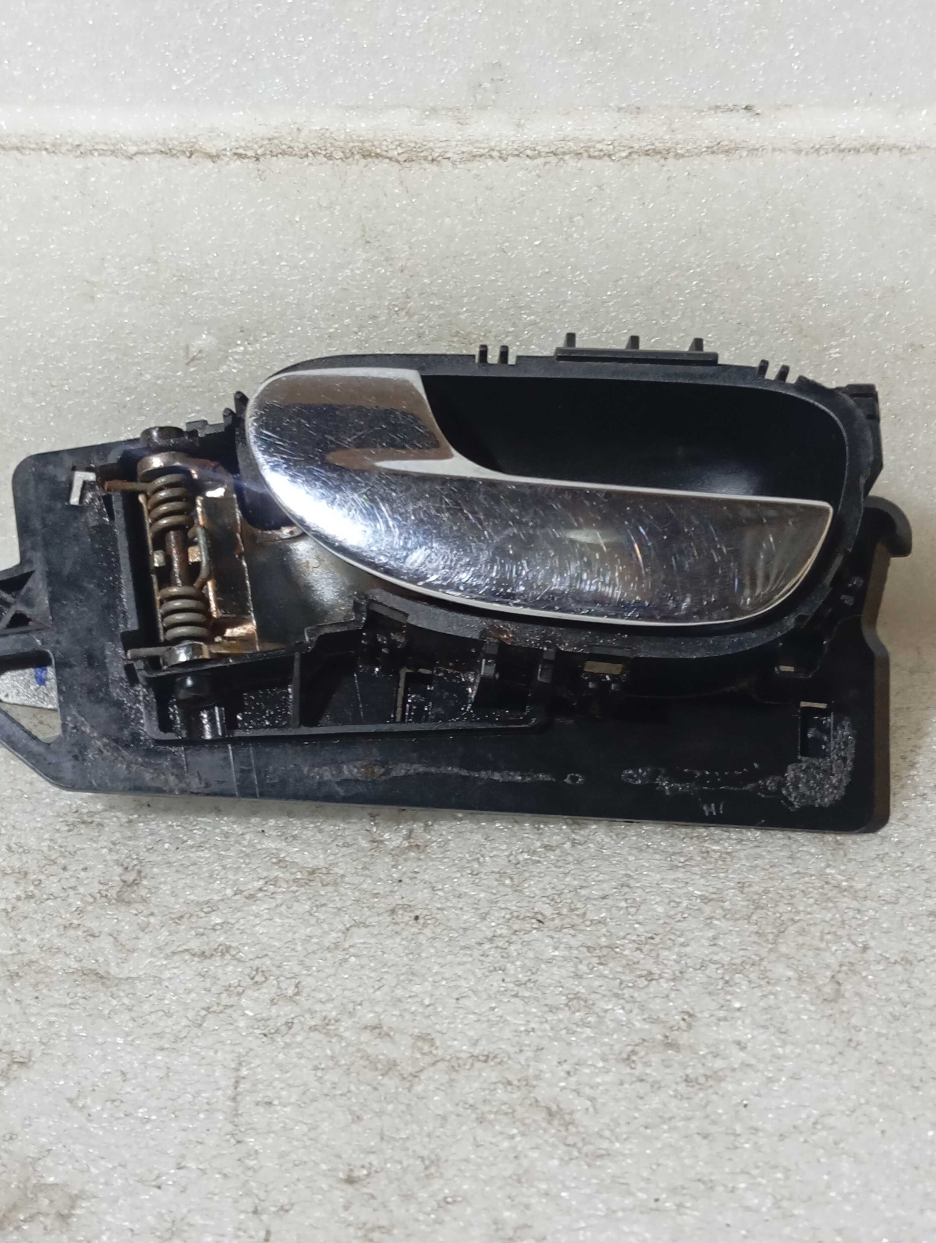 Maçaneta interna esquerdo dianteiro peugeot 307 2007 a 2012