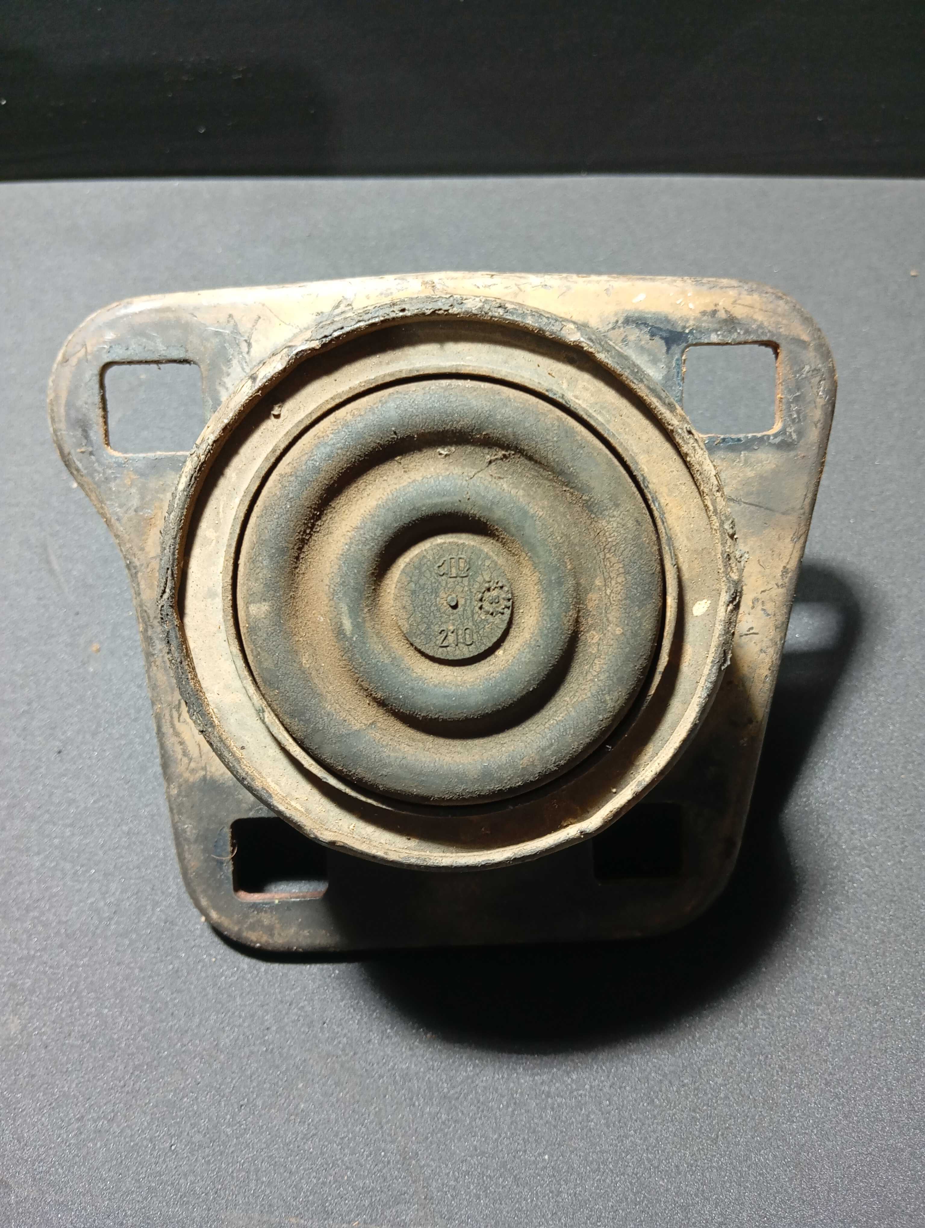 Coxim Do Motor Hydra Lado Direito Ford Courier Fiesta 1.4.