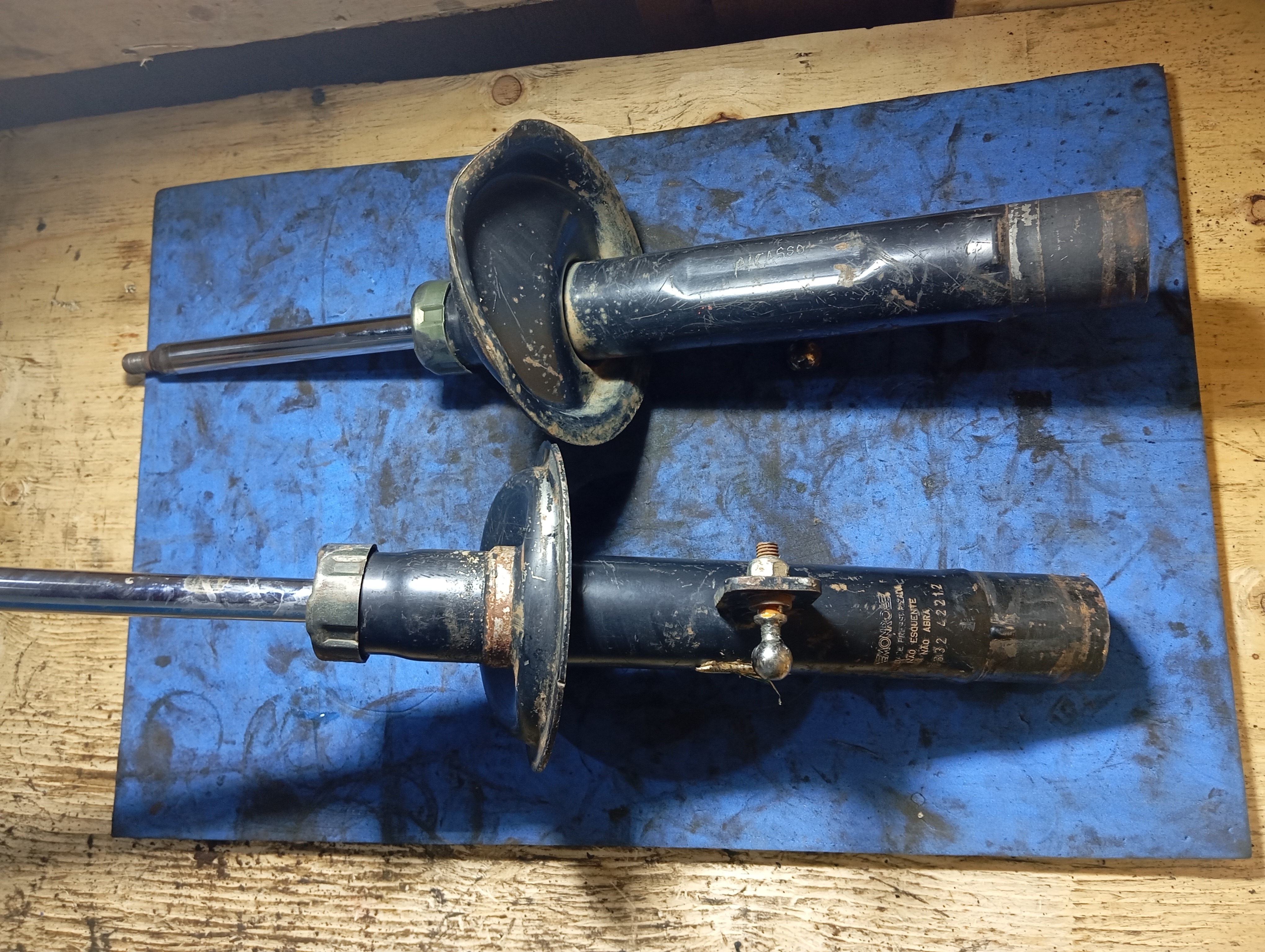 Par De Amortecedor Dianteiro Citroen Xsara Picasso 1.6 2.0