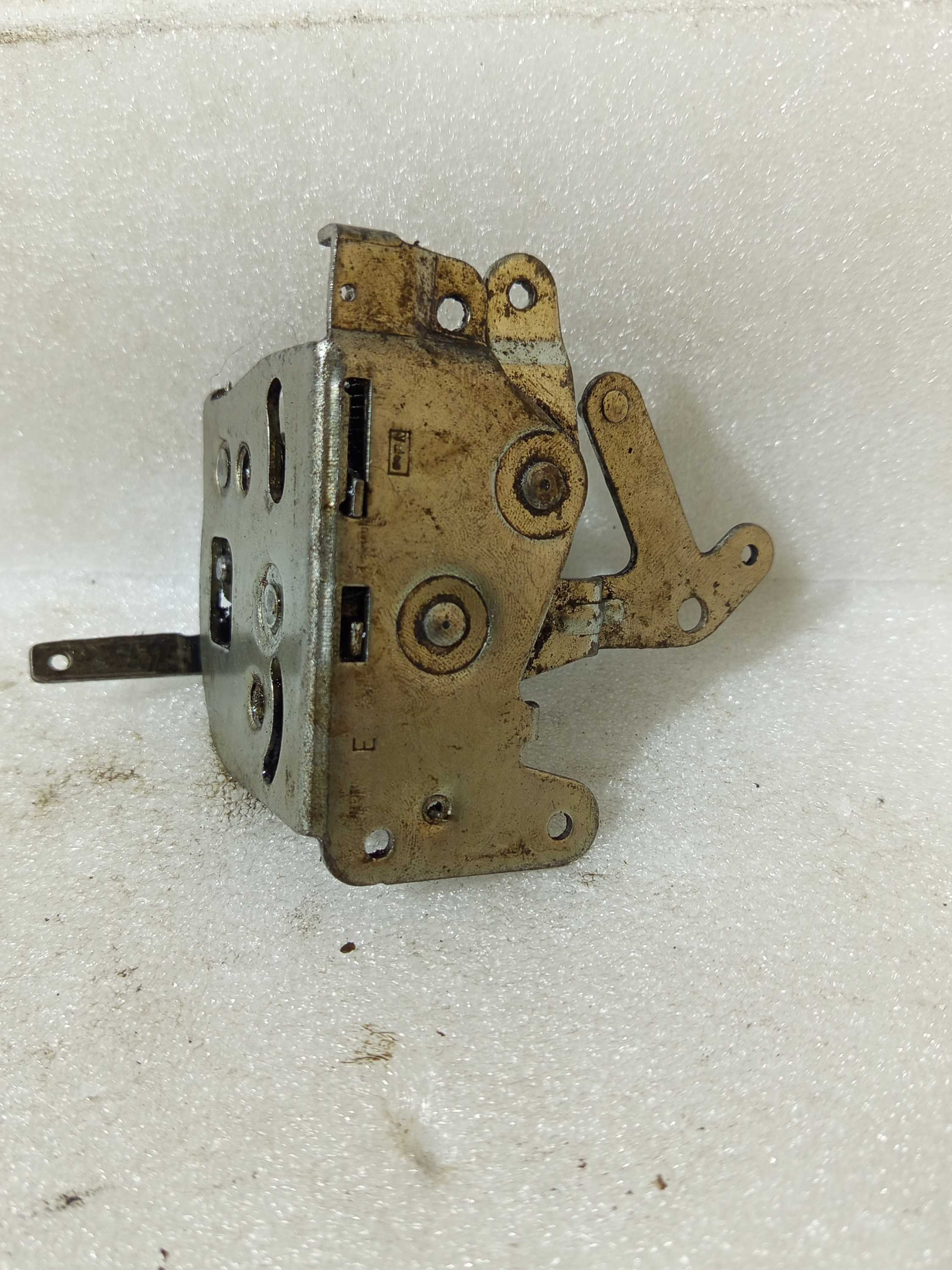 Fechadura da porta interna Fiat Uno ano 86/87/88 até 96