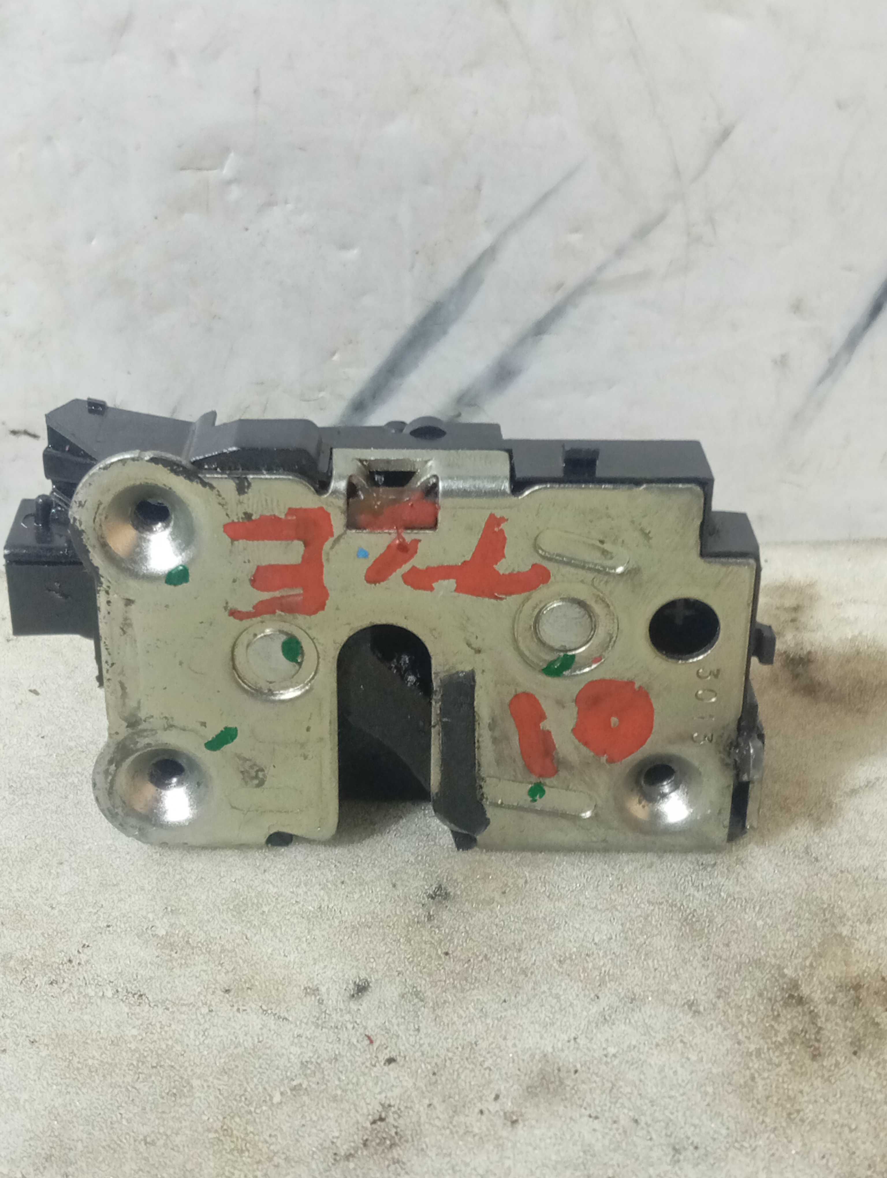 Fechadura Renault Sandero Traseira Lado Esquerdo