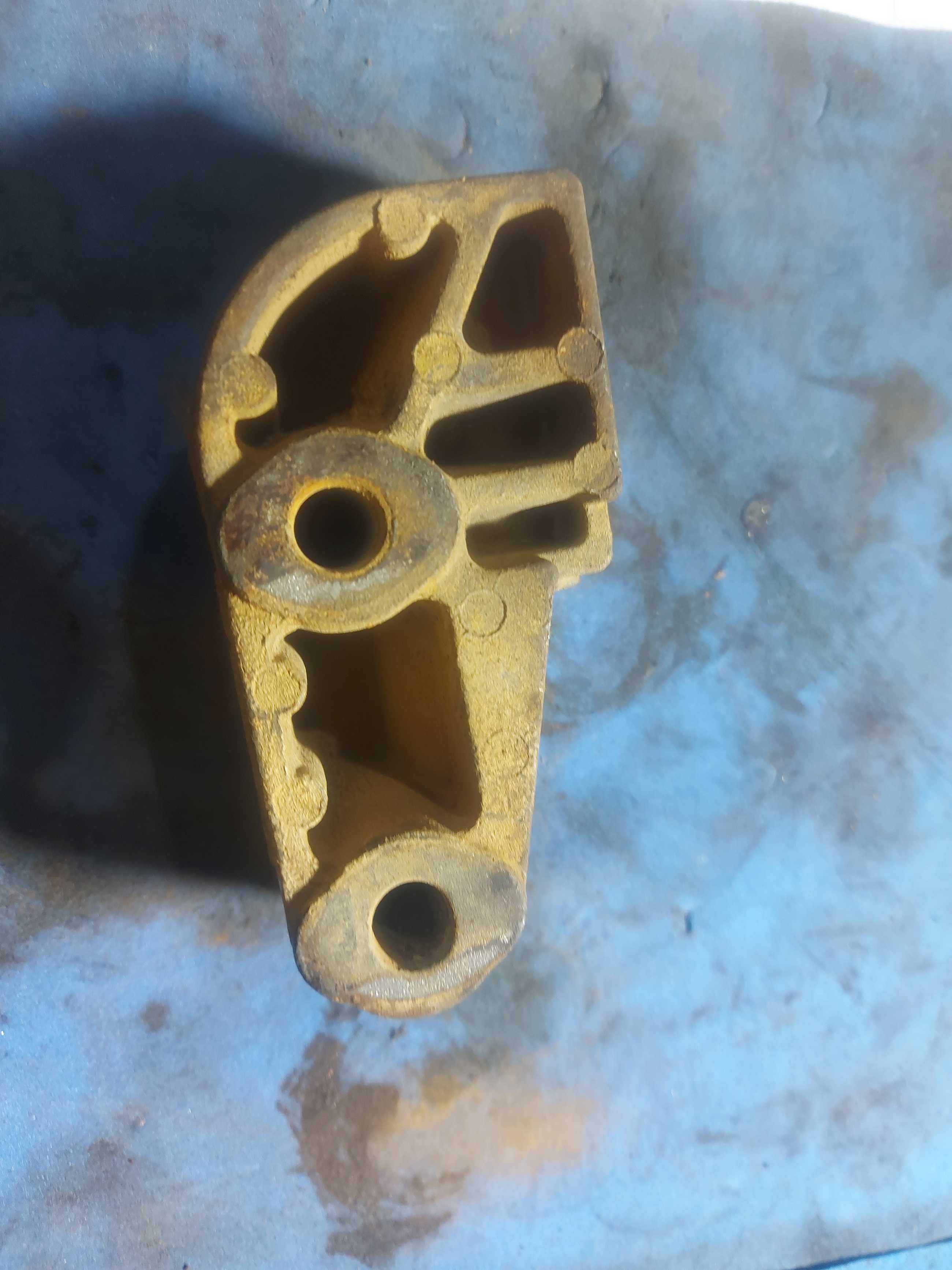 Suporte Alternador Gm Celta Cobalt Corsa Montana 2003 A 2012