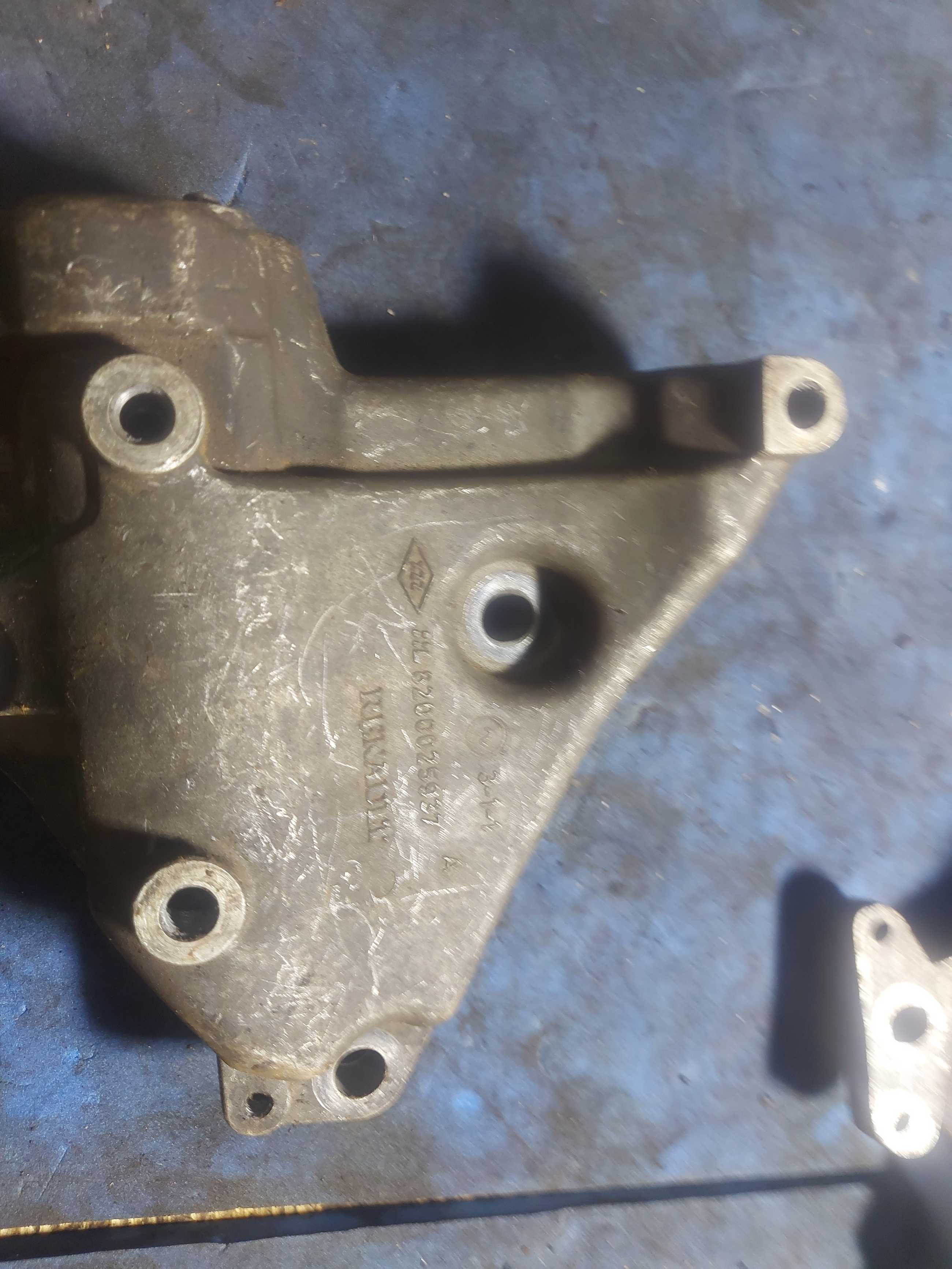 Suporte Compressor Ar 1.0 Renault Logan Sandero