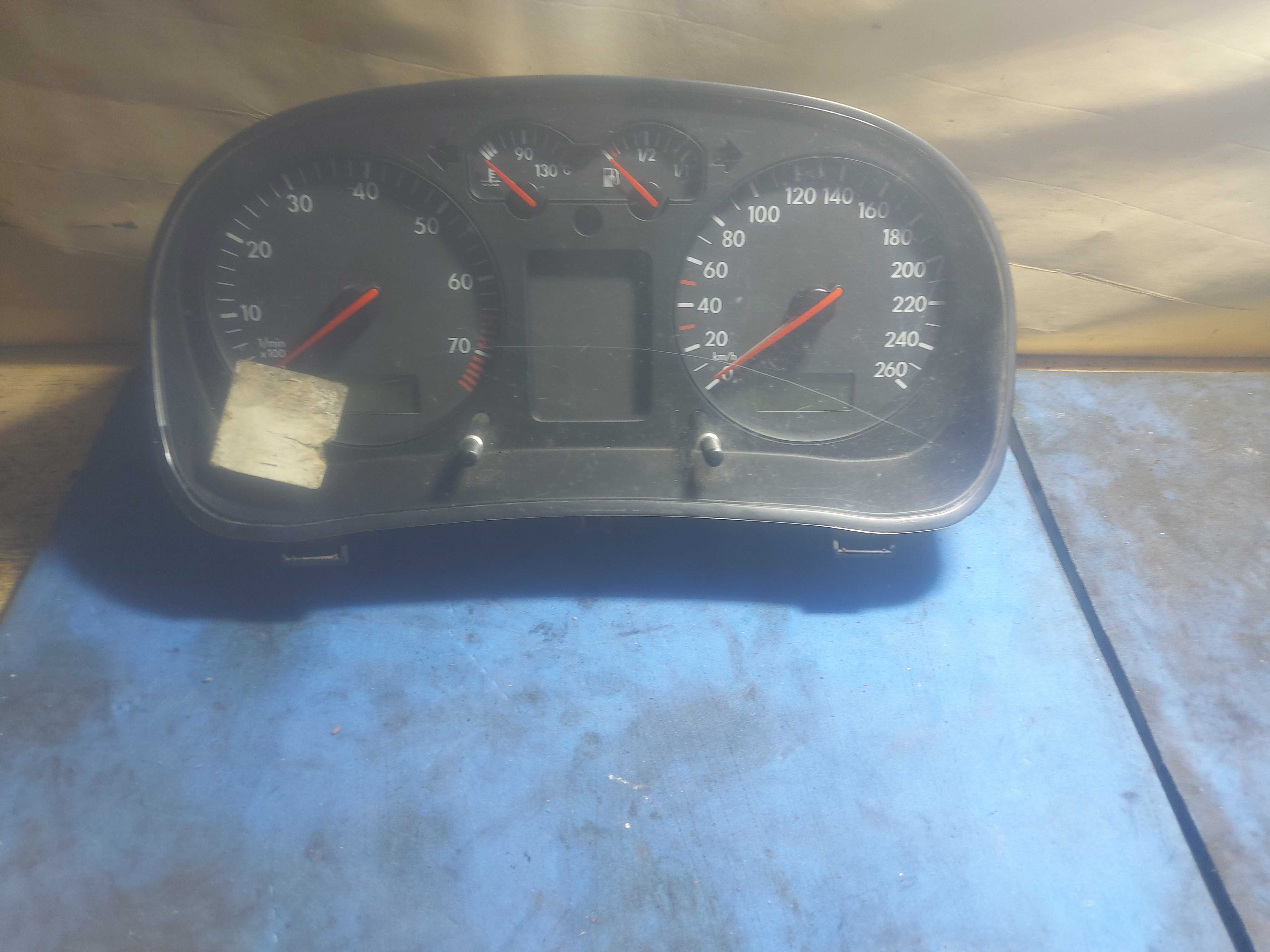 Painel De Instrumento Do Golf 2001