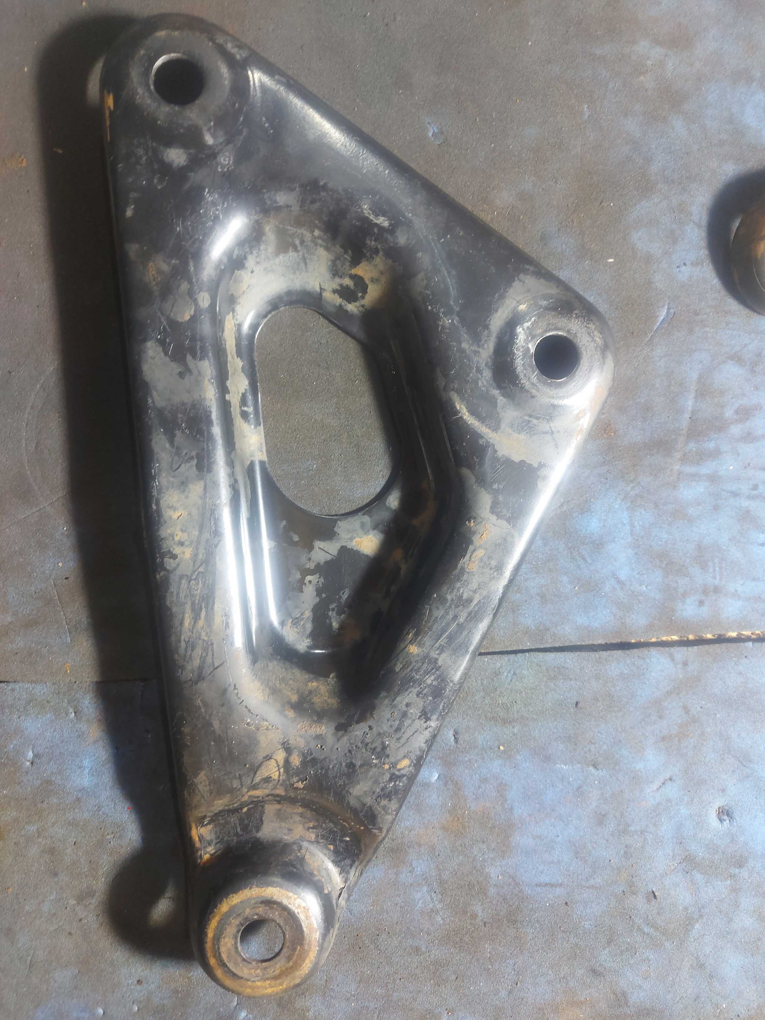 Suporte Direito Agregado Astra Vectra Zafira Gm 90498747*