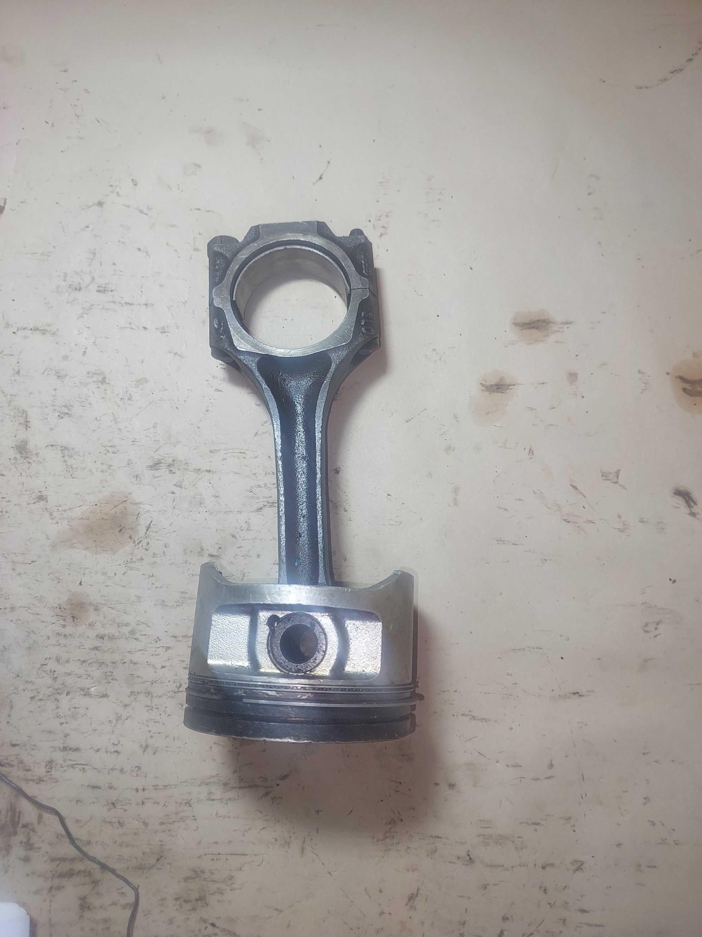 Biela/pistão Motor Ap Golf 2.0 1995 Ate 1998 0.50