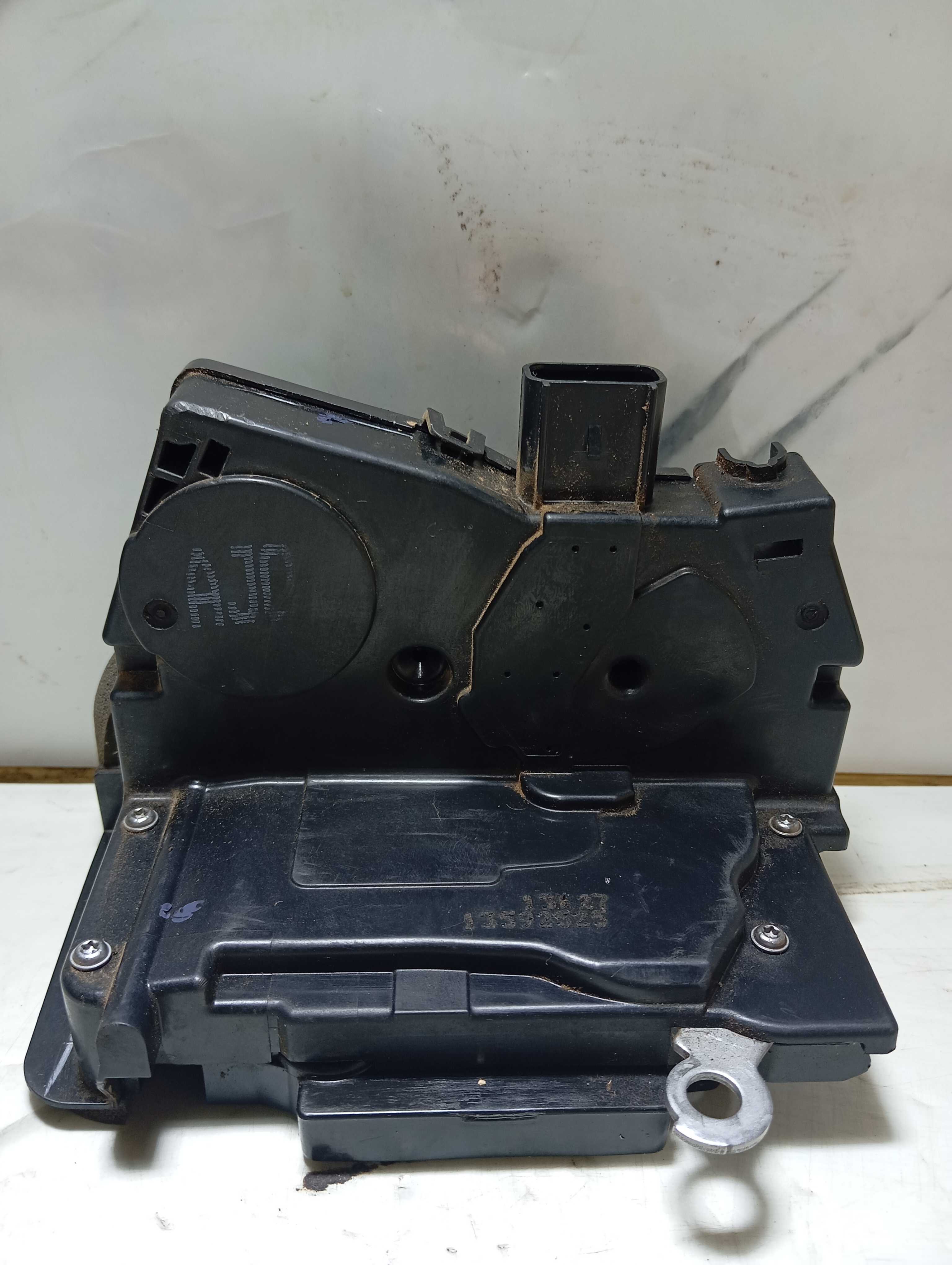 Fechadura Dianteira Direita Elétrica Onix 2013 A 2019