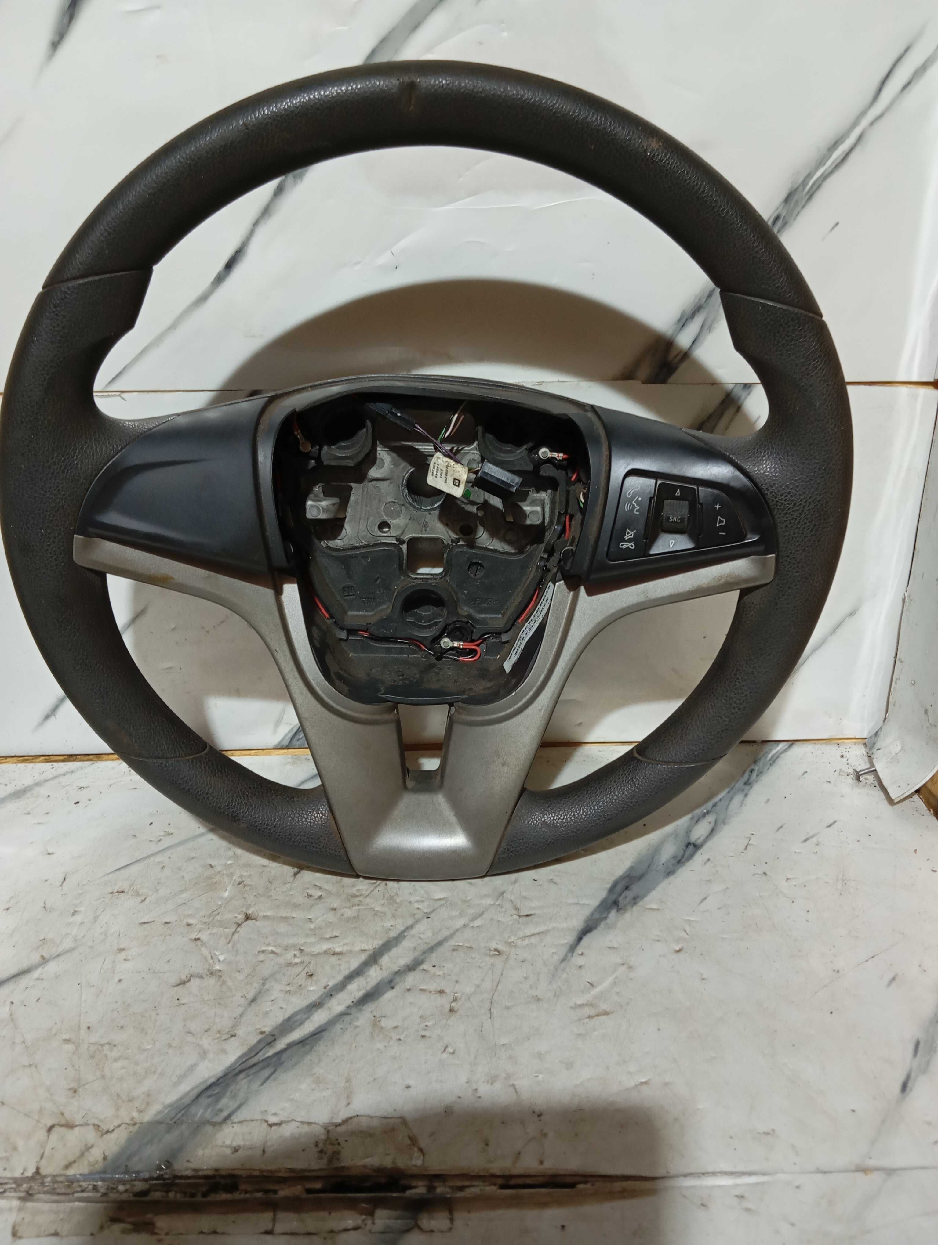 Volante Com Comando De Rádio Onix Prisma 2015