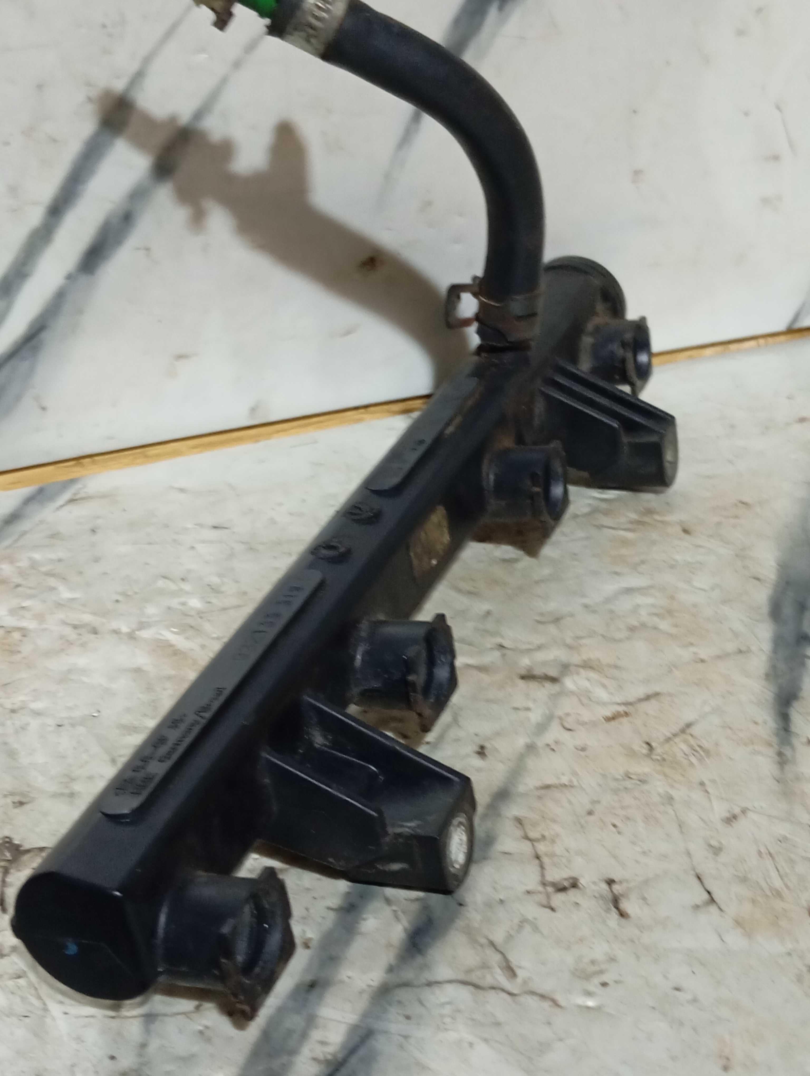 Flauta Combustível Bico Injetor F Vw Fox Gol Golf 2003 A 201