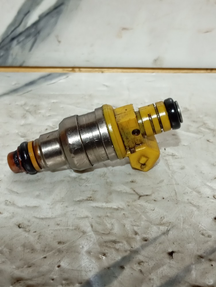 Bico Injetor Do Omega 3.0 A Gasolina N.0280150962