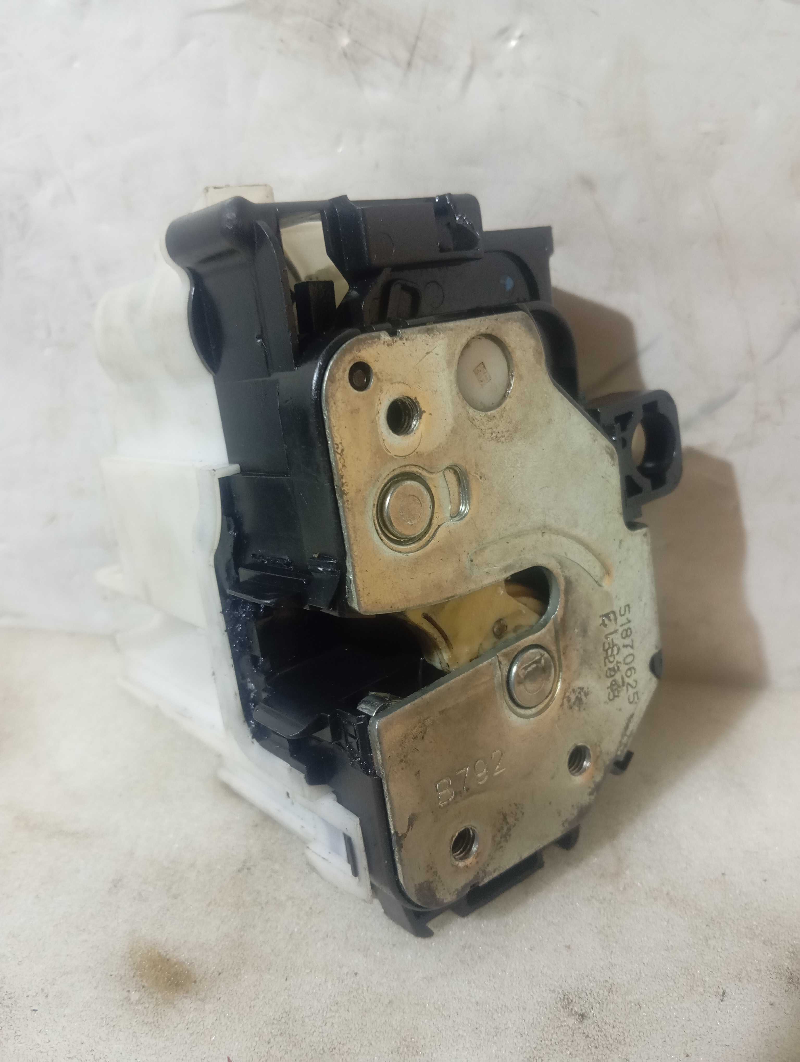 Fechadura Elétrico Dianteiro Esquerdo Fiat Palio 2012 A 2013