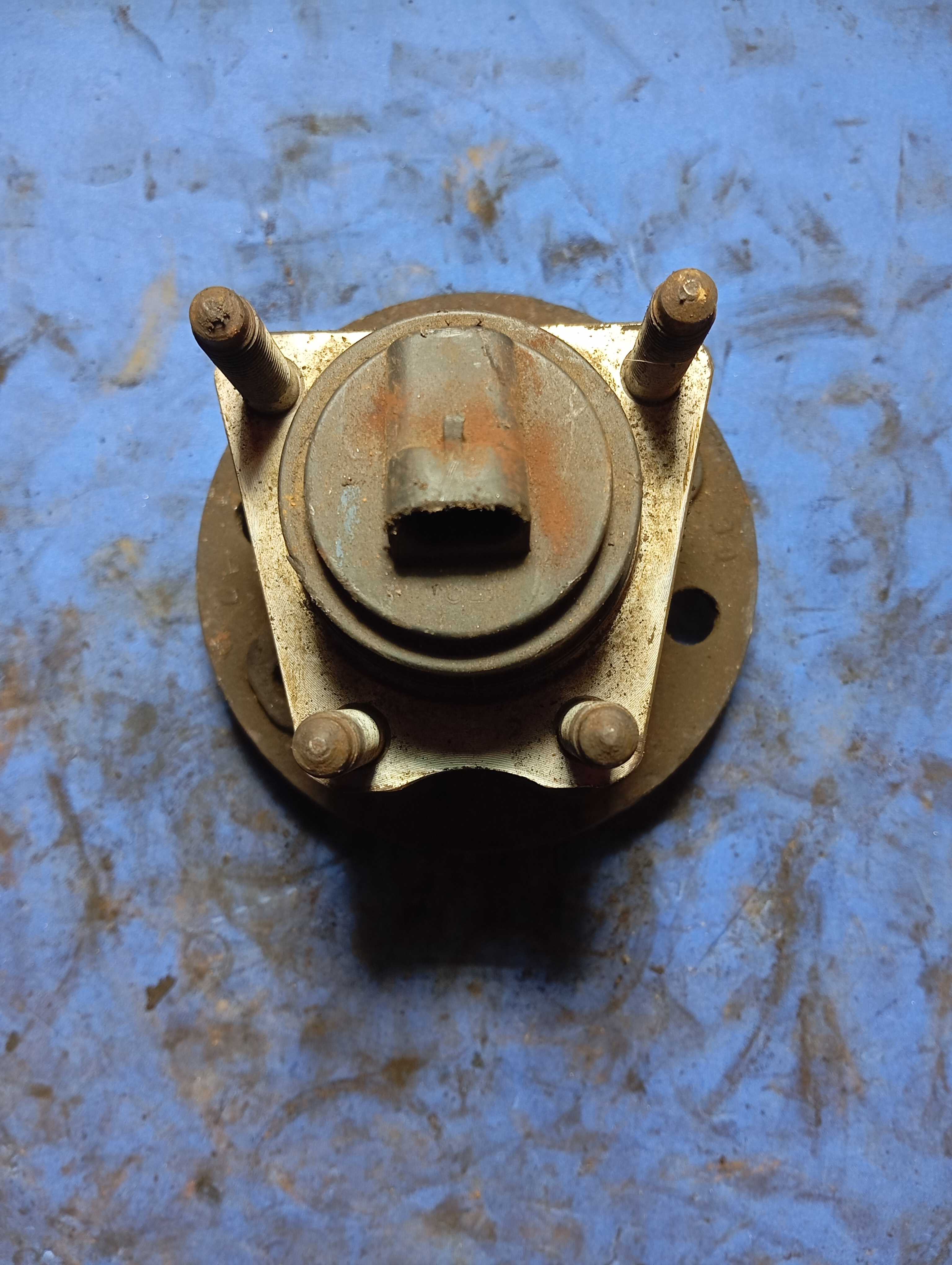 Cubo Traseiro Chevrolet Com Abs 4furos