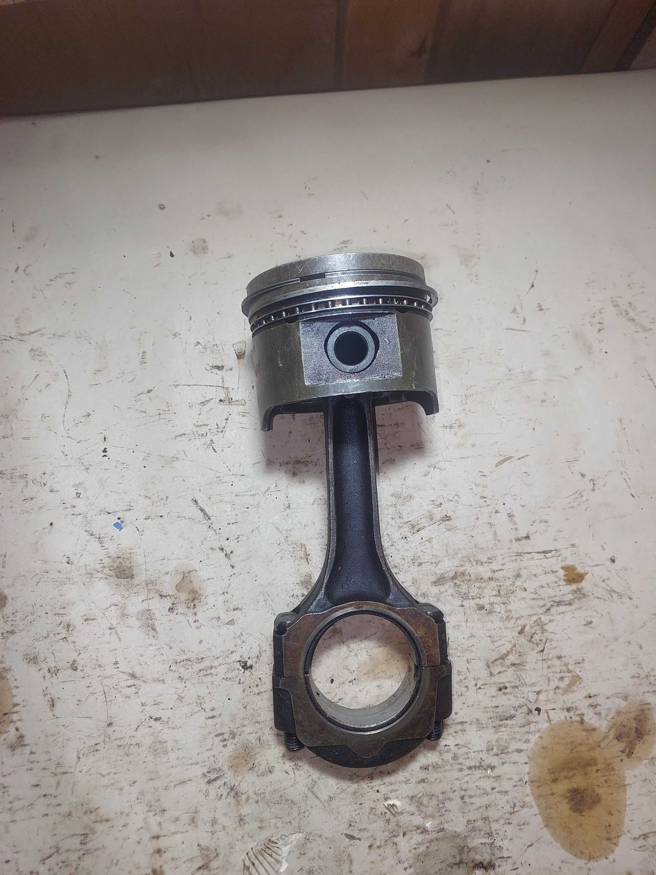 Biela/pistão Clio 1.6 Std  8 Válvulas 1997