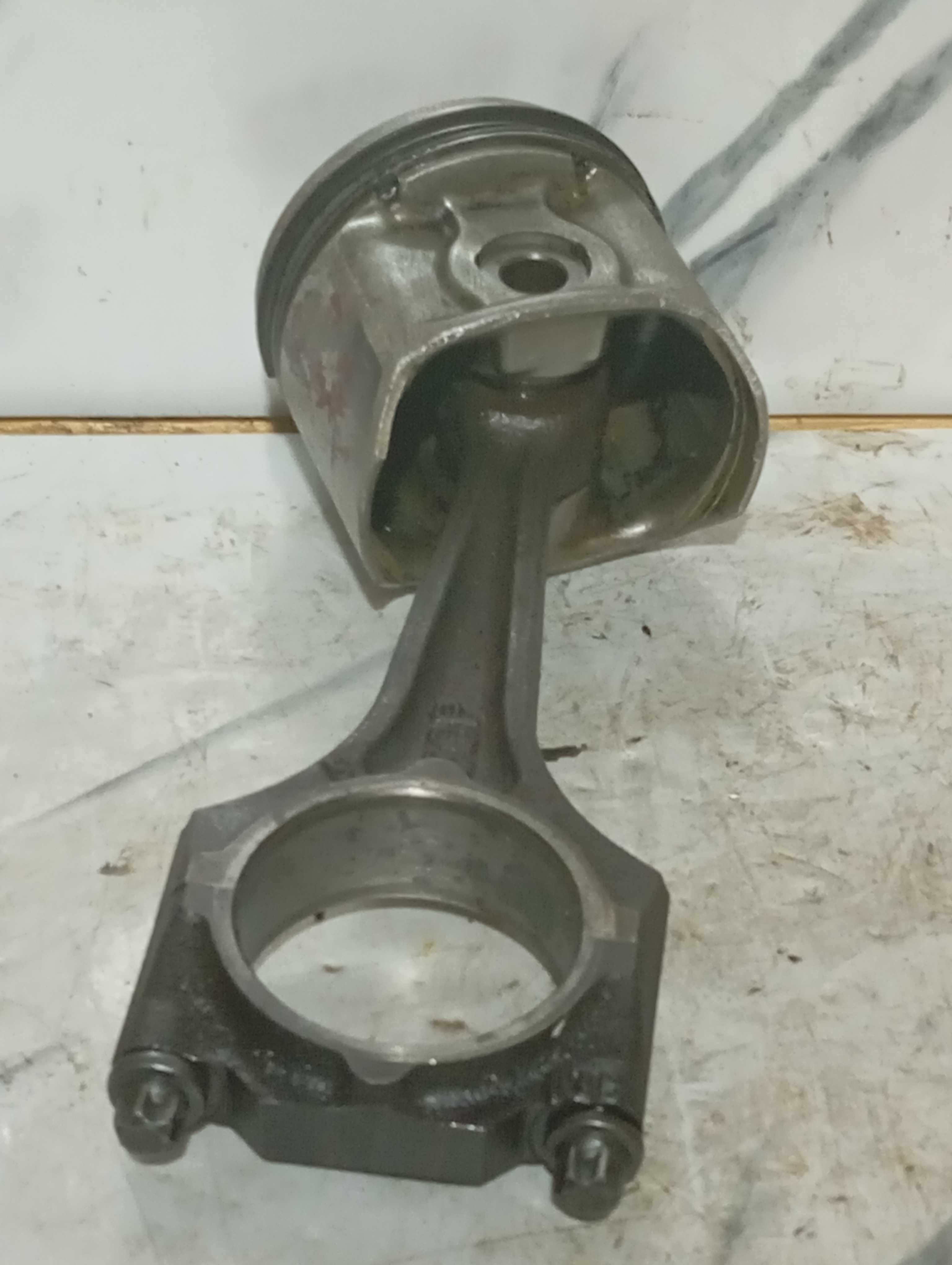 Pistão E Biela Do Corsa 1.0 A Gasolina