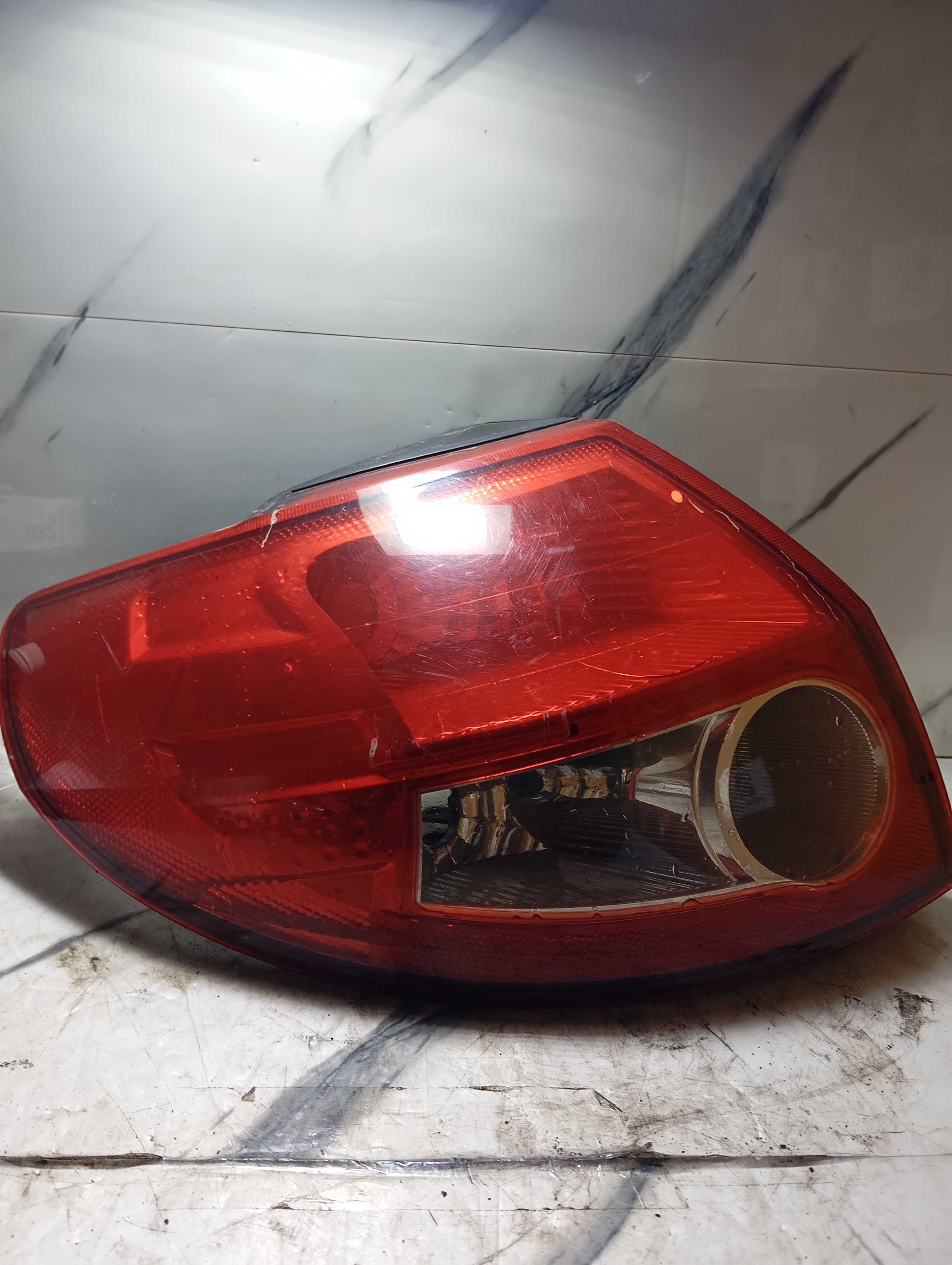 Lanterna Tras.le Bicolor  Ford Ka 08 A 2013 C/pq Avaria
