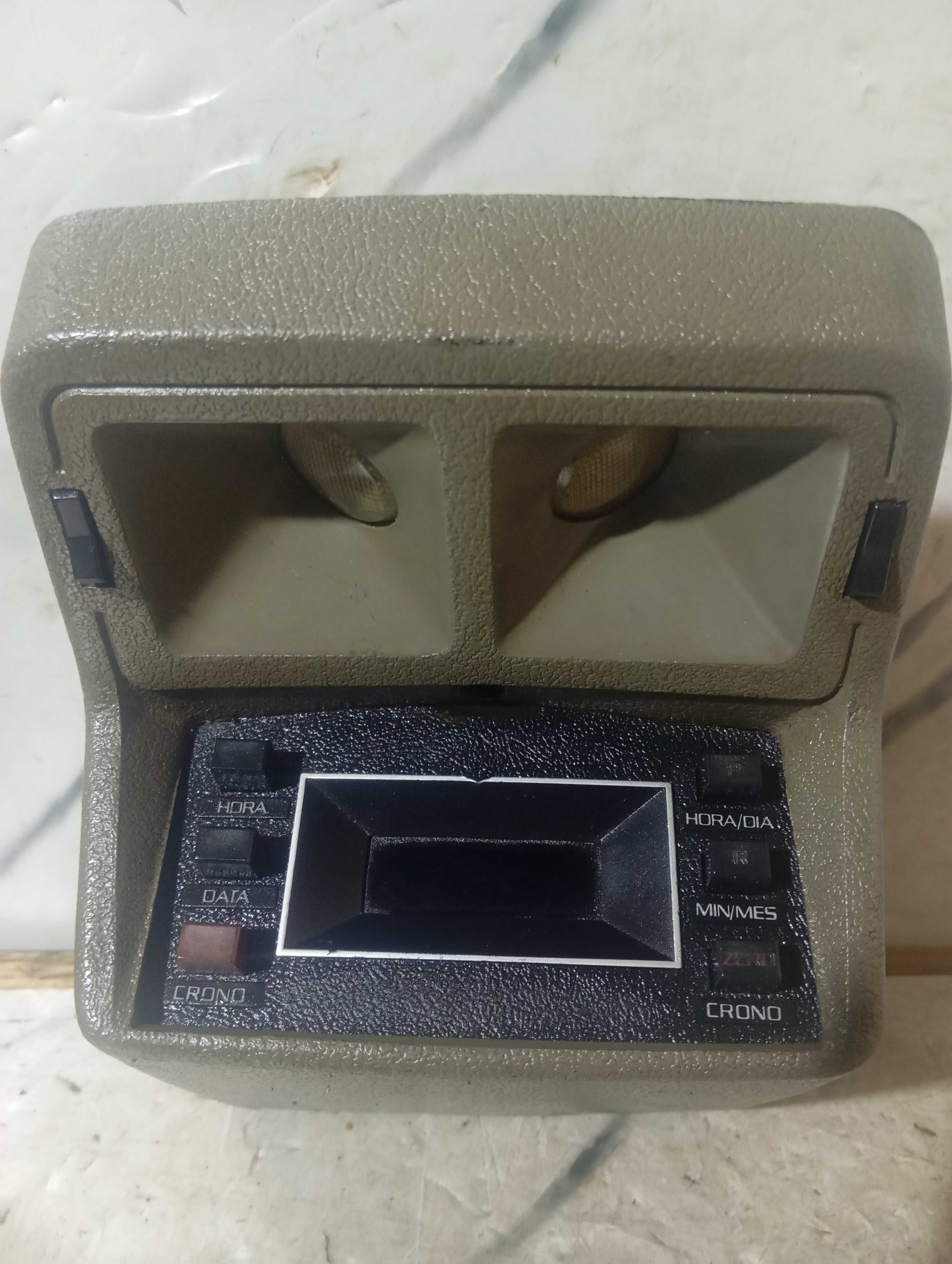 Relógio E Luz De Teto Pampa Del Rey E Belina