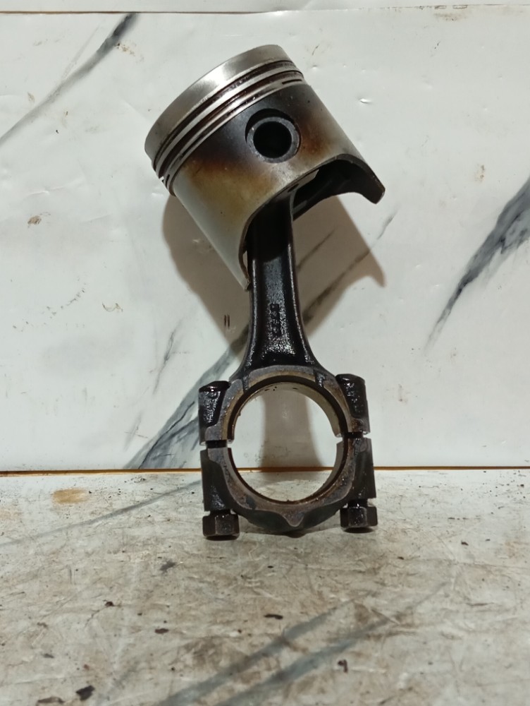 Pistão E Biela Do Motor Fiasa 1.0 Uno