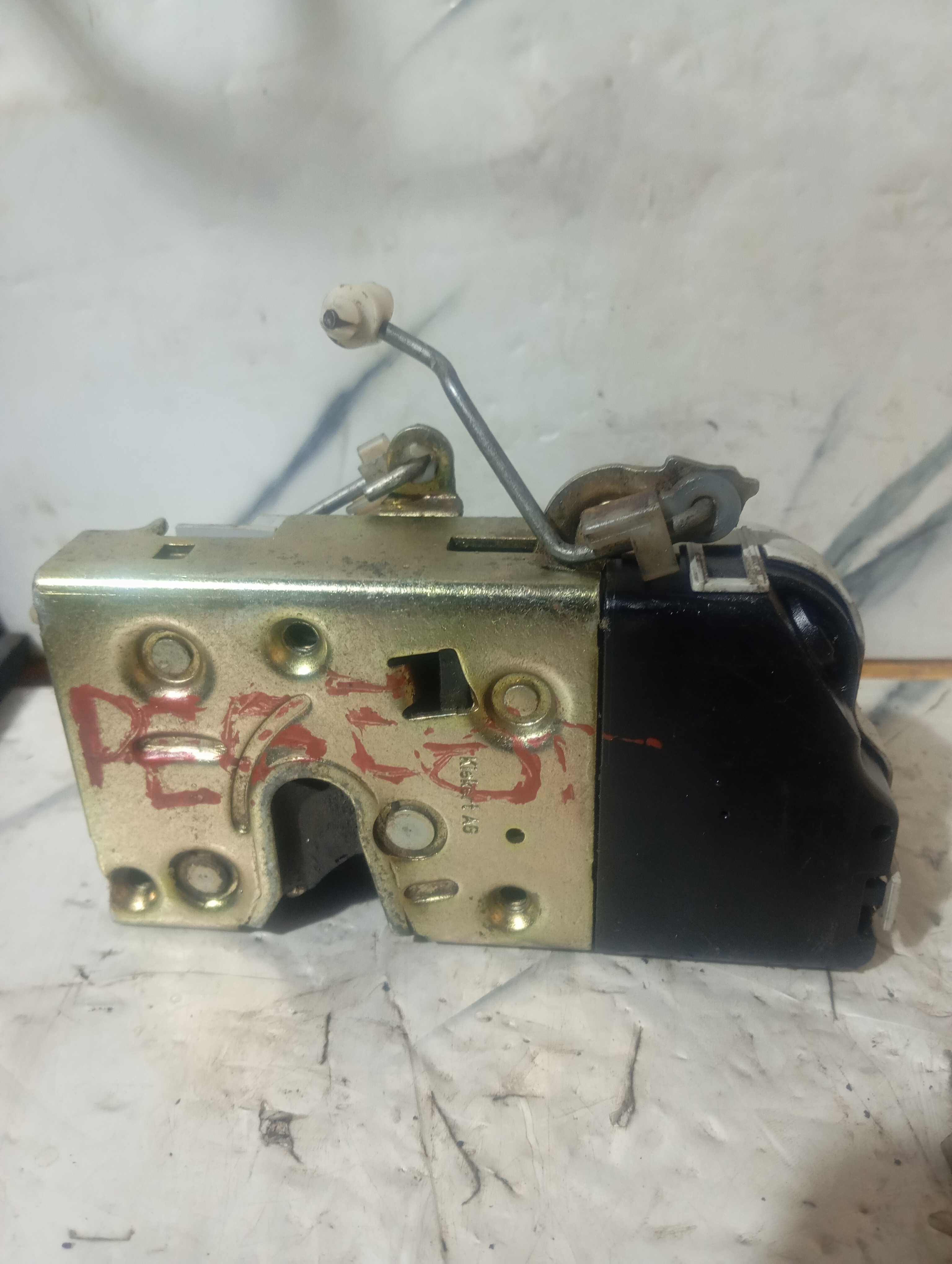 Fechadura Da Porta Peugeot 307 Dianteira Esquerda Elétrica