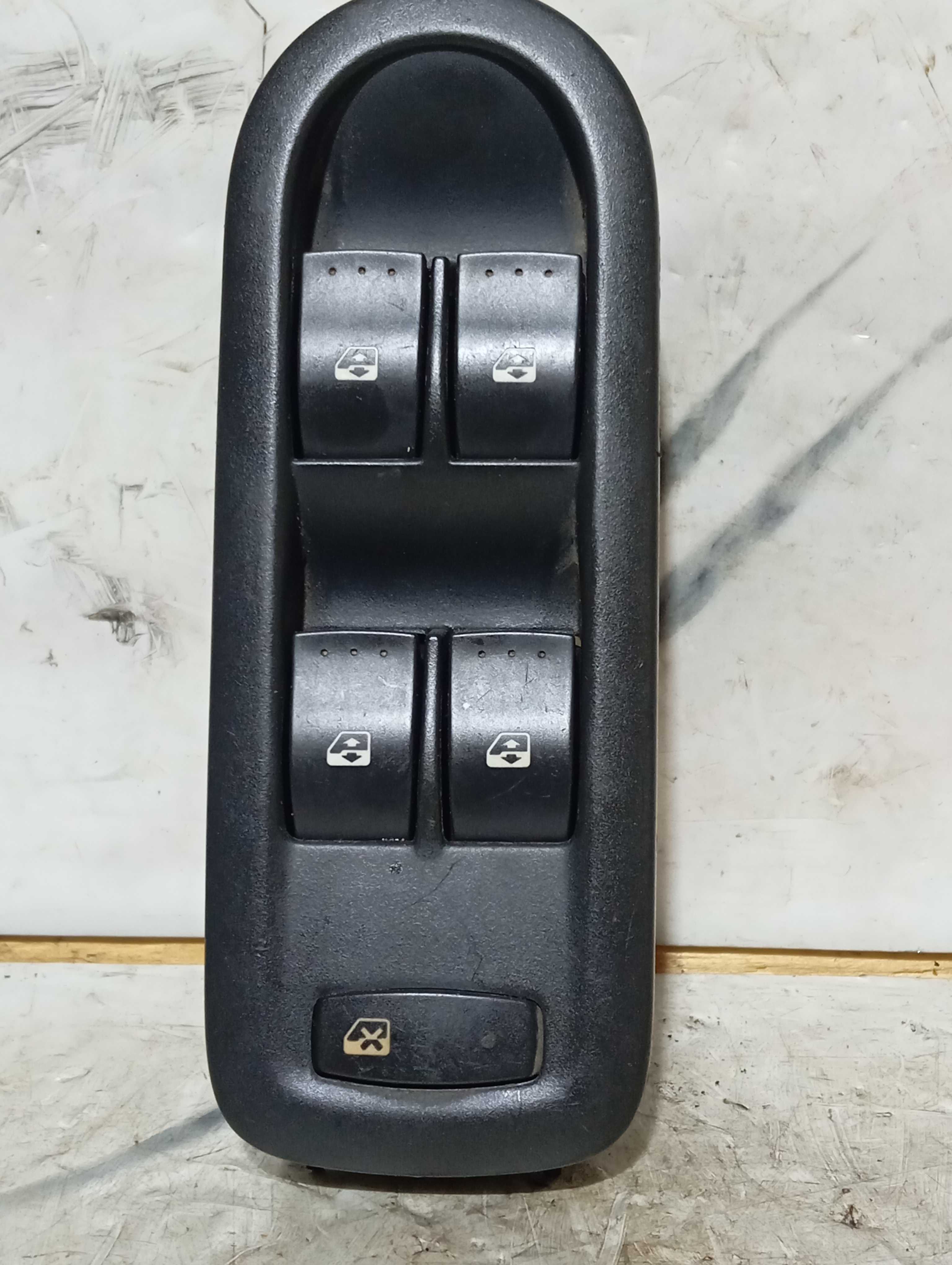 Botão Comando VIDRO elétrico dianteiro esquerdo 11/11 Sand