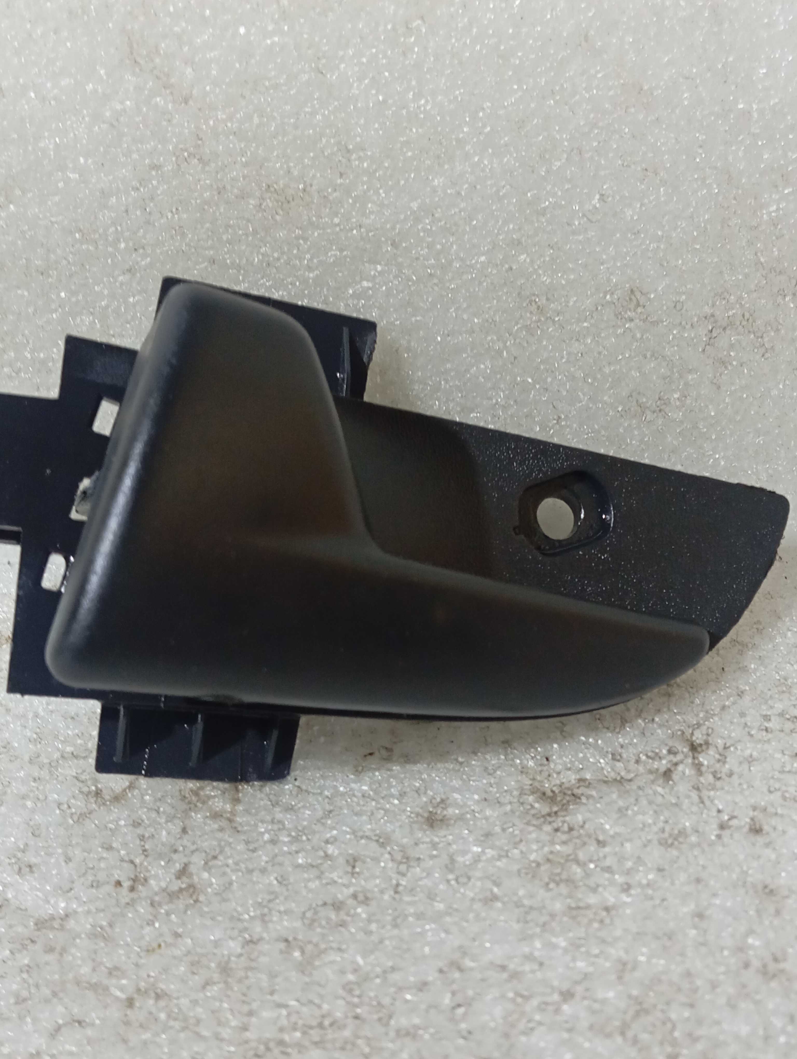 Maçaneta interna esquerdo lado gm celta prisma 2007 a 2014