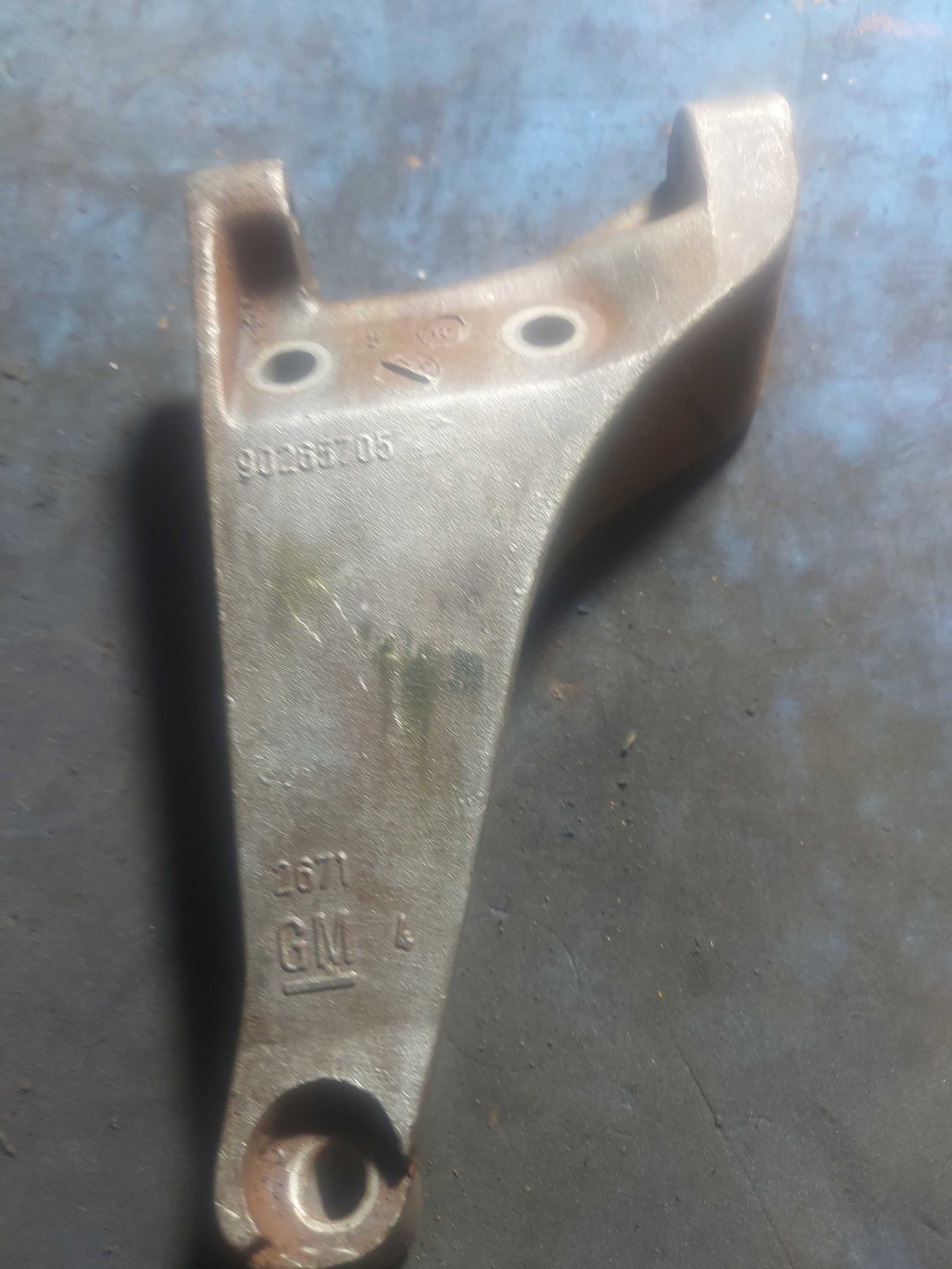 Suporte Alternador Kadett Monza S10 91/95 90265705