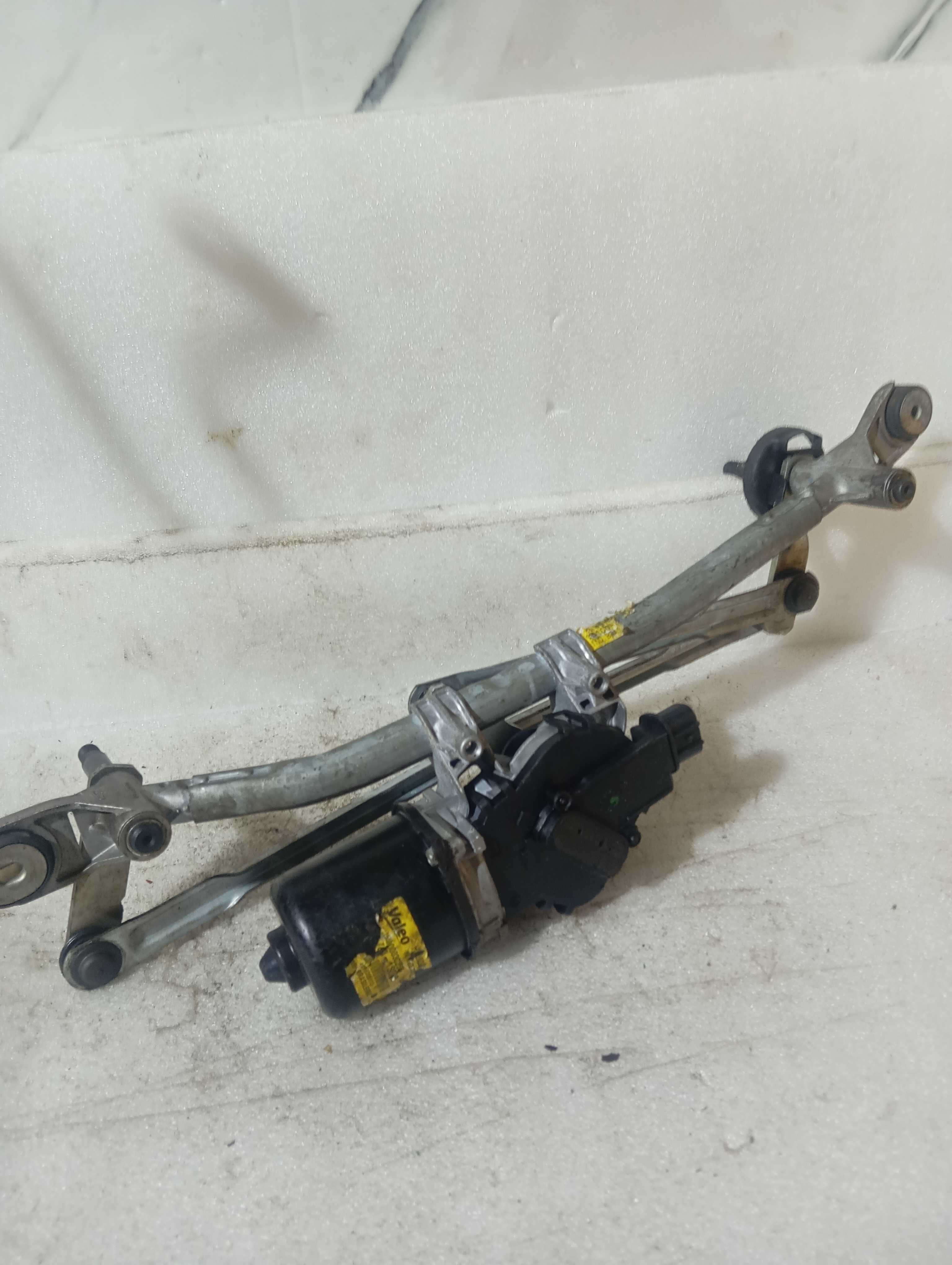 Motor E Galhada Limpador Maquina Parabrisa Hb20 2012/19