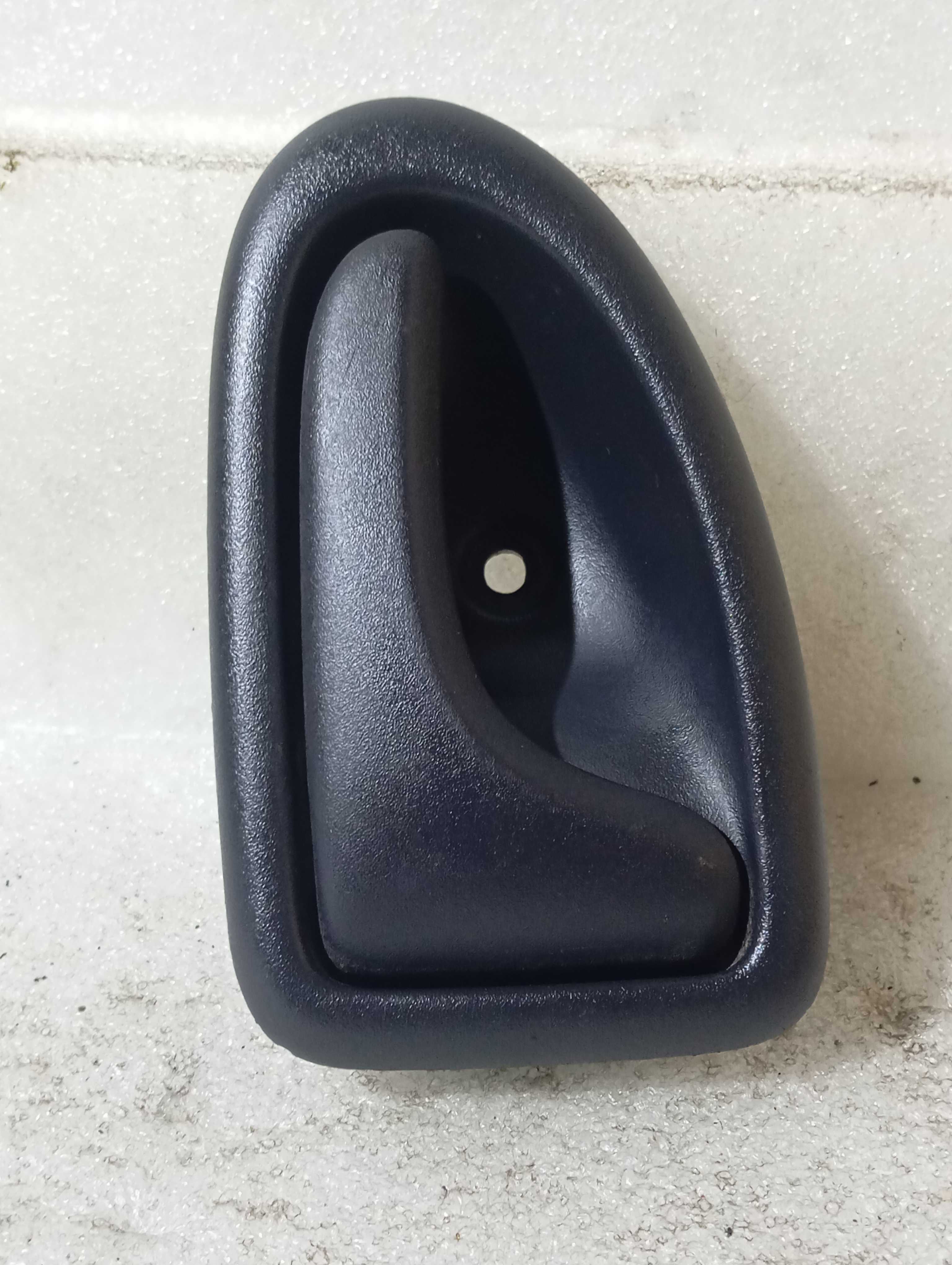 Maçaneta interna direito renault clio 2012 a 2012