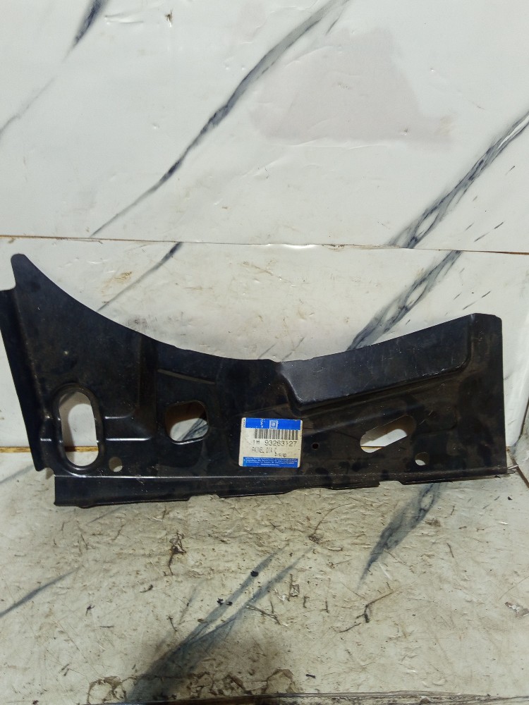 Painel Superior Da Caixa De Roda Lado Esquerdo Corsa Novo