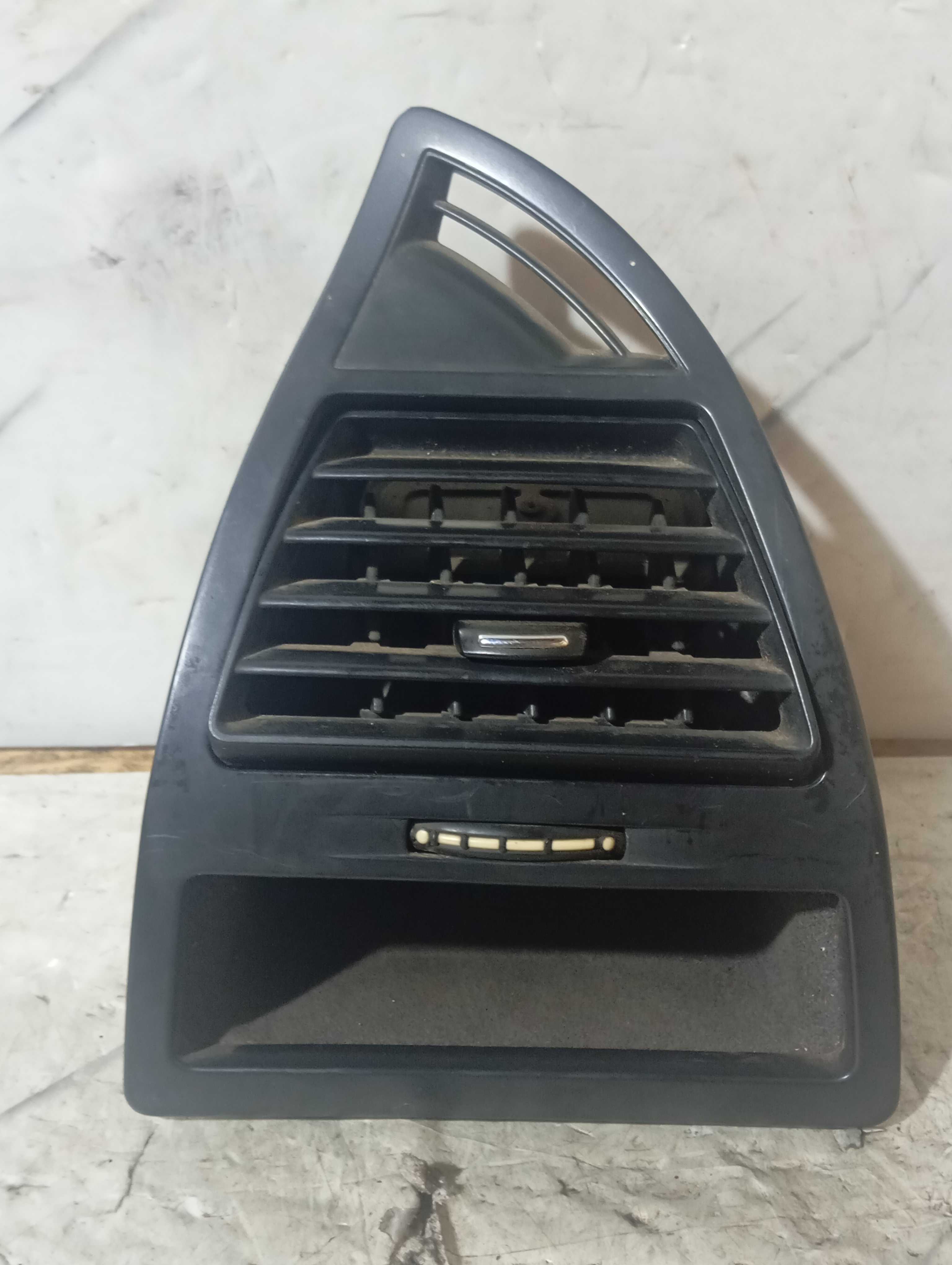 Difusor Ar Moldura Esquerdo Lado Pain Citroen C4 2004 A 2022