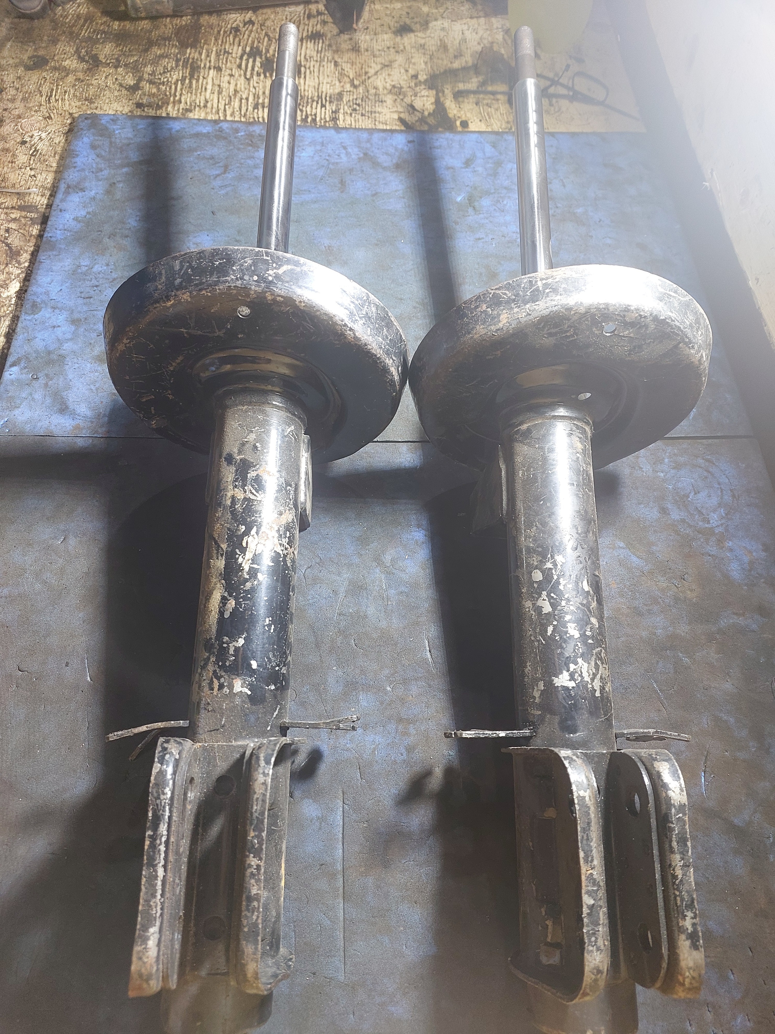 Par De Amortecedor Dianteiro Gm Omega Suprema 2.0 2.2 92/98