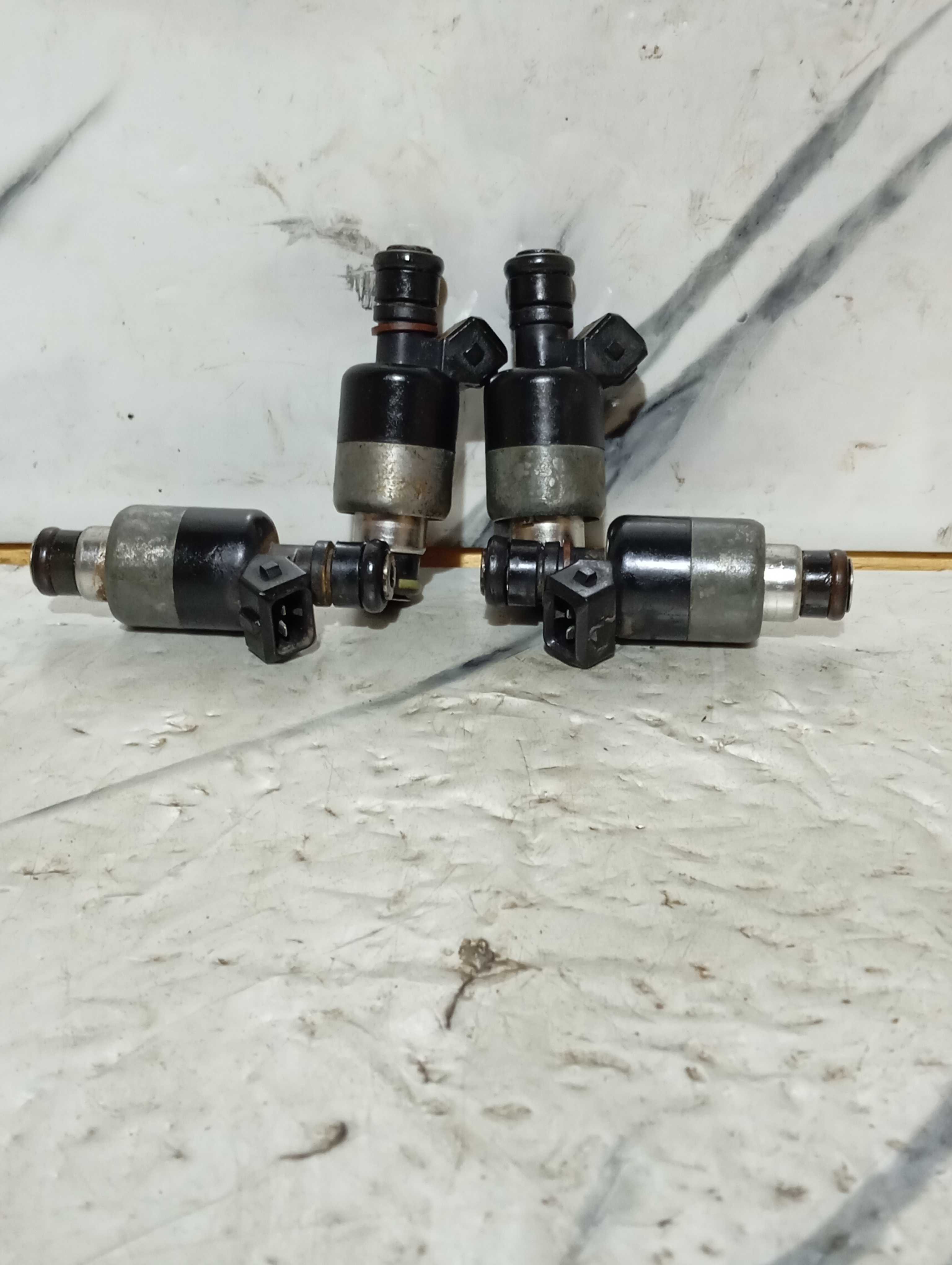 Bico Injetor Do Corsa Mpfi 1.6 Gasolina Ano. 96/97/98/00