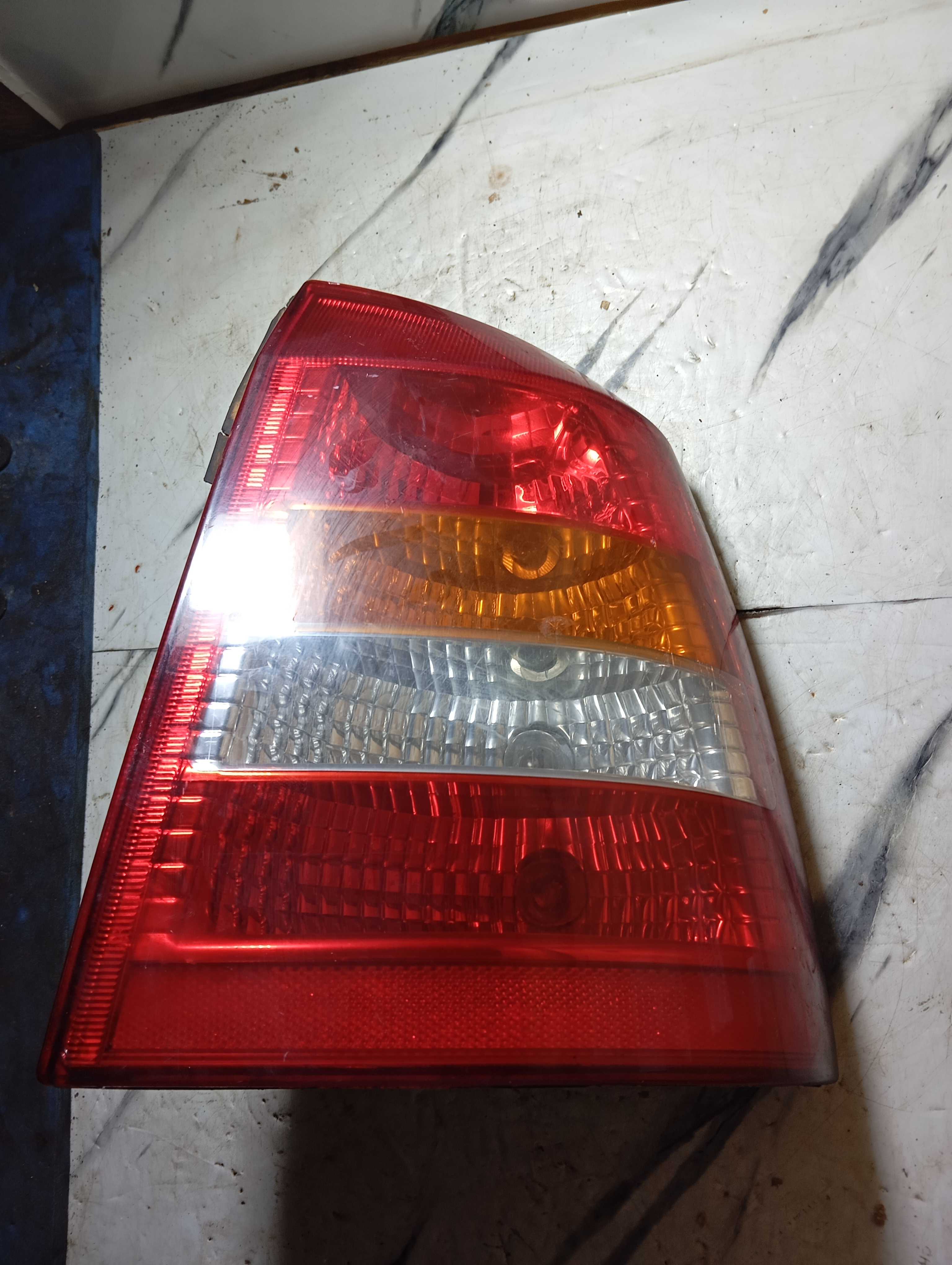 Lanterna Traseira Lado Direito Chevrolet Astra