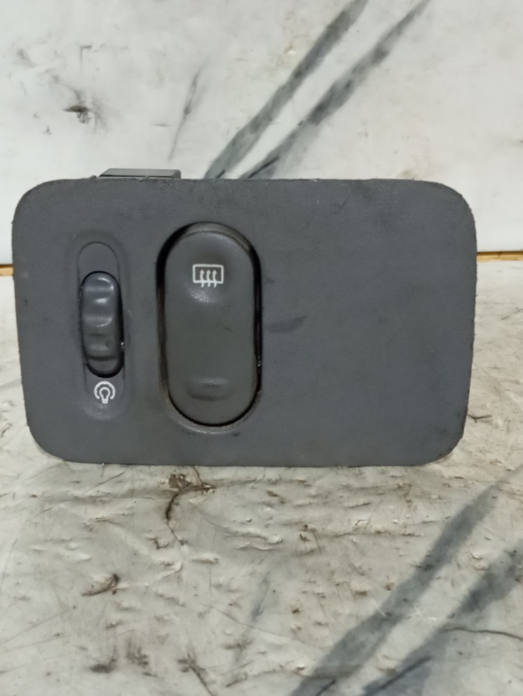 Botao Reostato Desembaçador Moldura Renault Clio 2010 A 2010