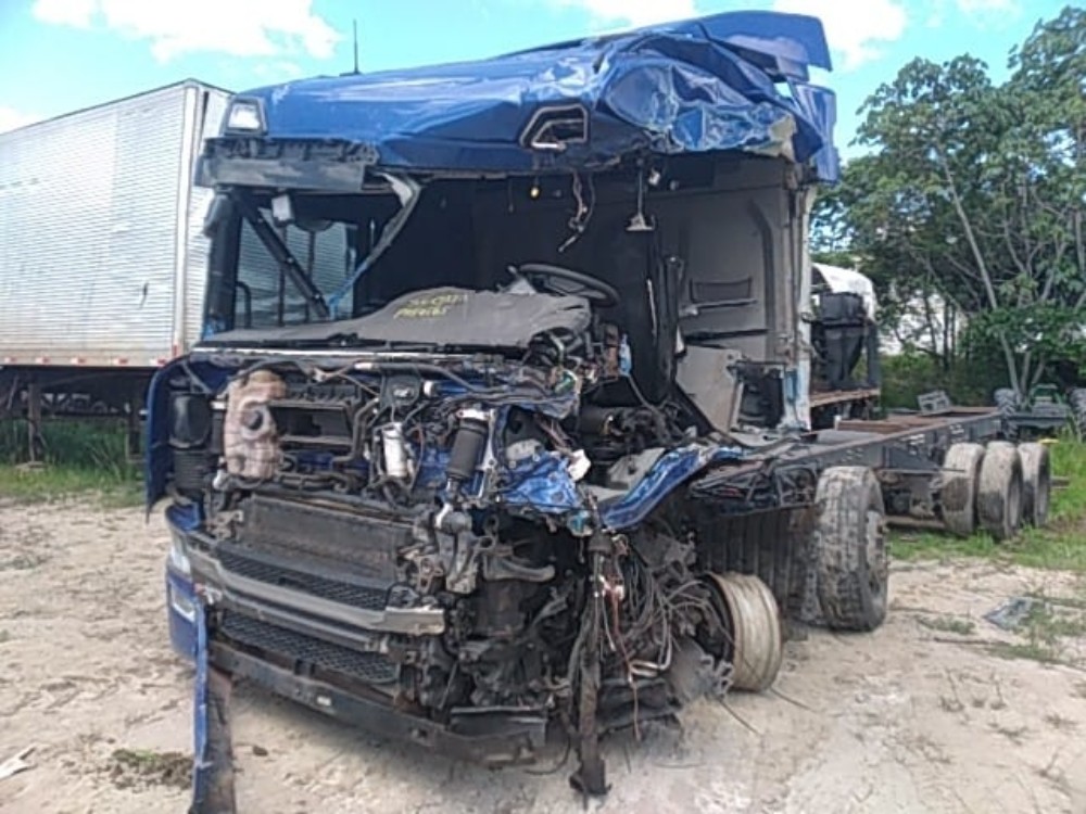 SCANIA P360 8X2 2022 2