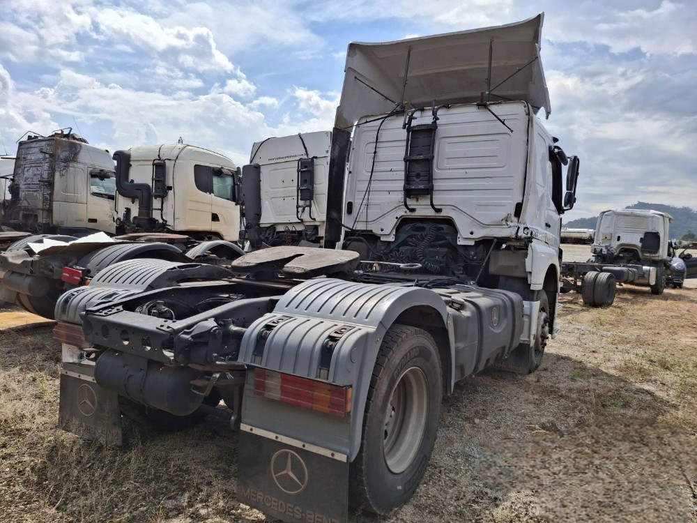 Mercedes-Benz Axor 1933S 4×2 2009 3