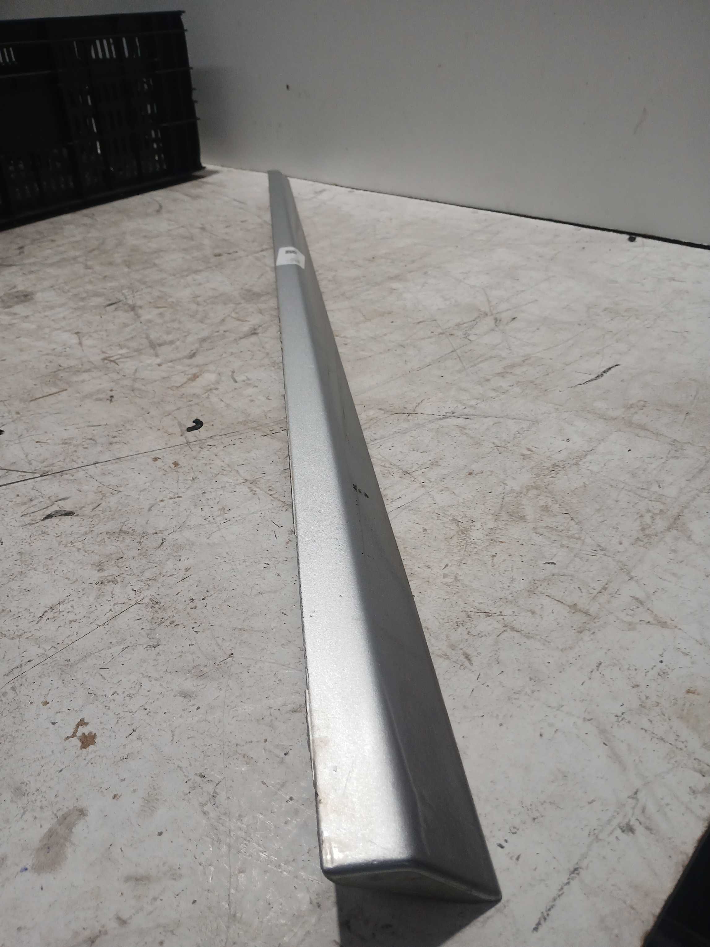 Friso porta dianteiro direito honda civic 2007 2011 47260