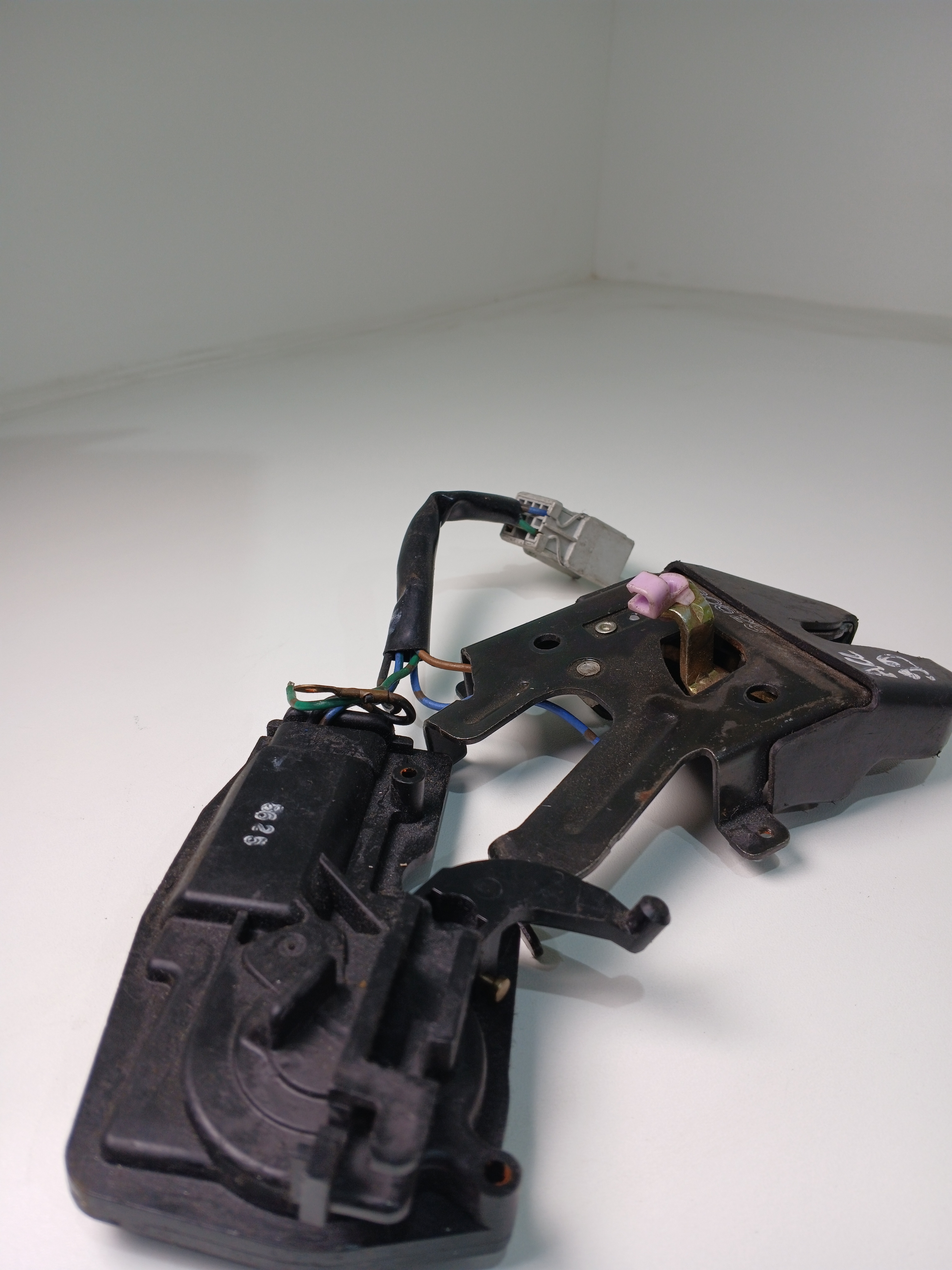 Fechadura tranca tampa traseira Accord 1998 a 2001 E3134