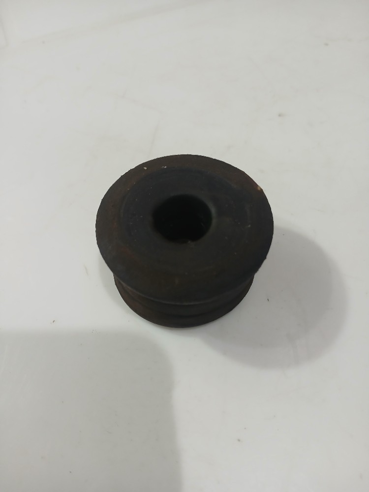 Bucha coxim radiador honda hrv 2016 2021 48790