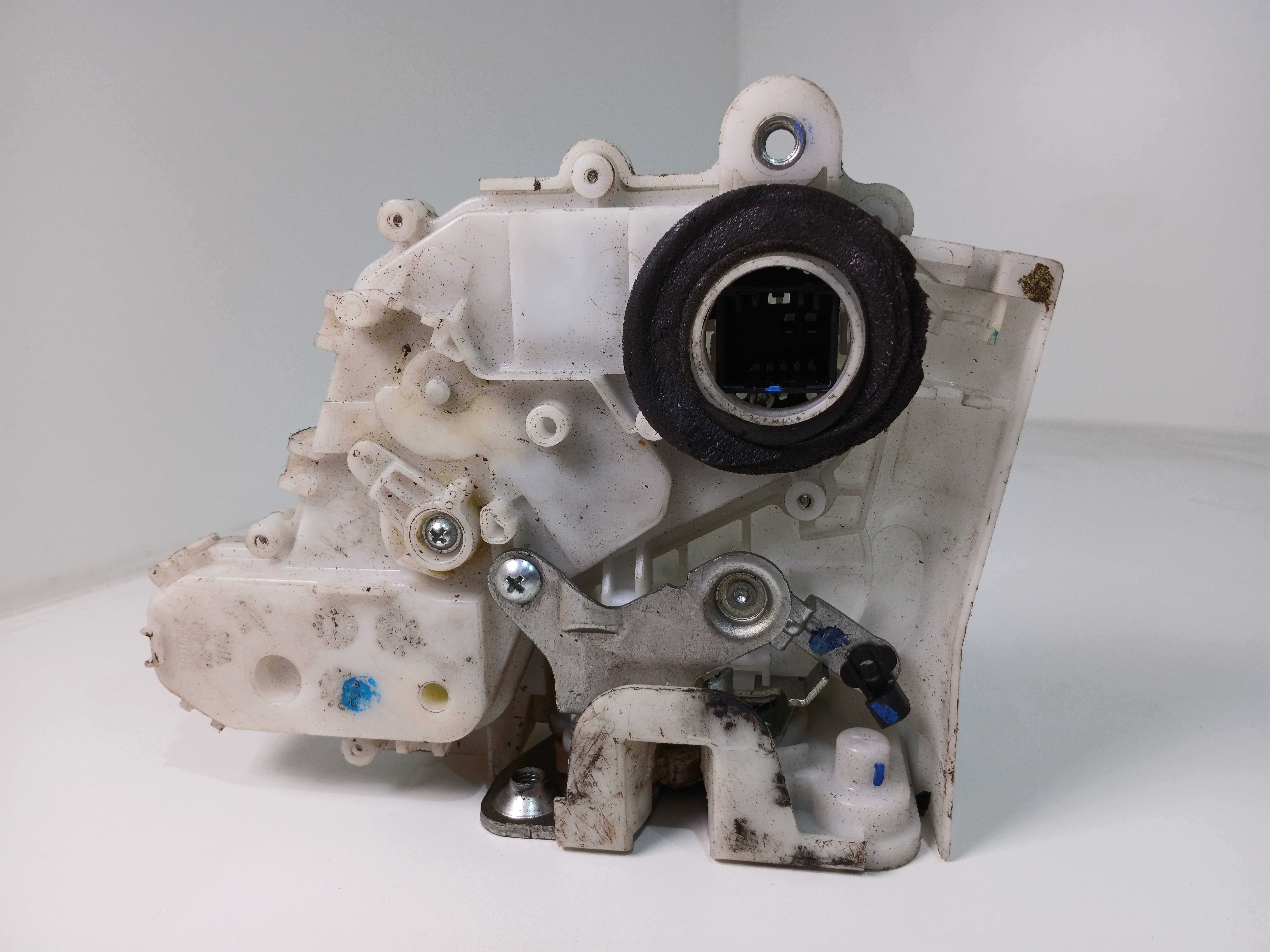 Fechadura Tranca dianteira direita Crv 2007/2011