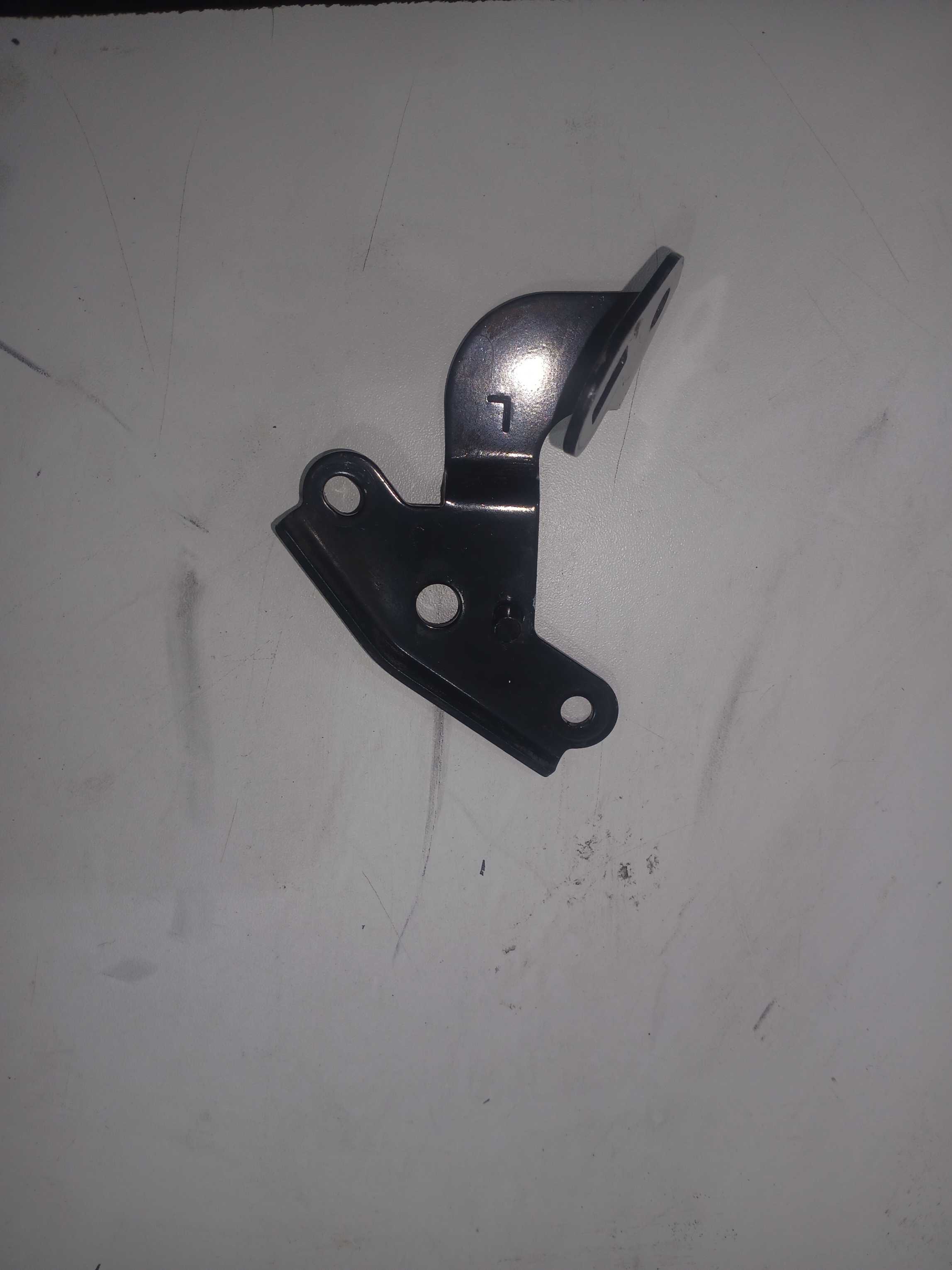 Suporte esquerdo honda fit 2004 2008 42252