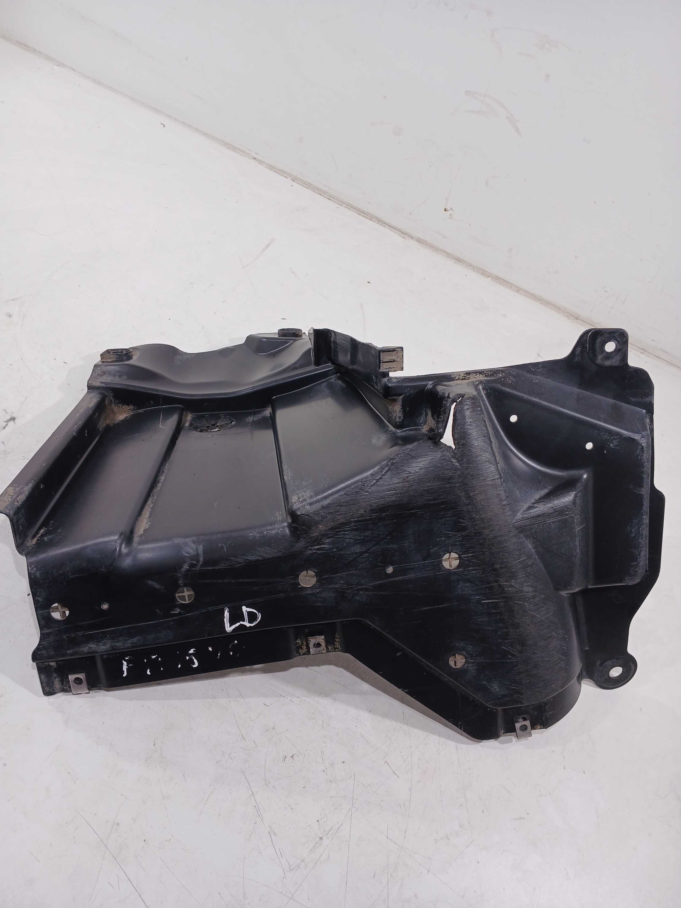 Peito Plastico Lateral Direito Honda Fit 2015 2021