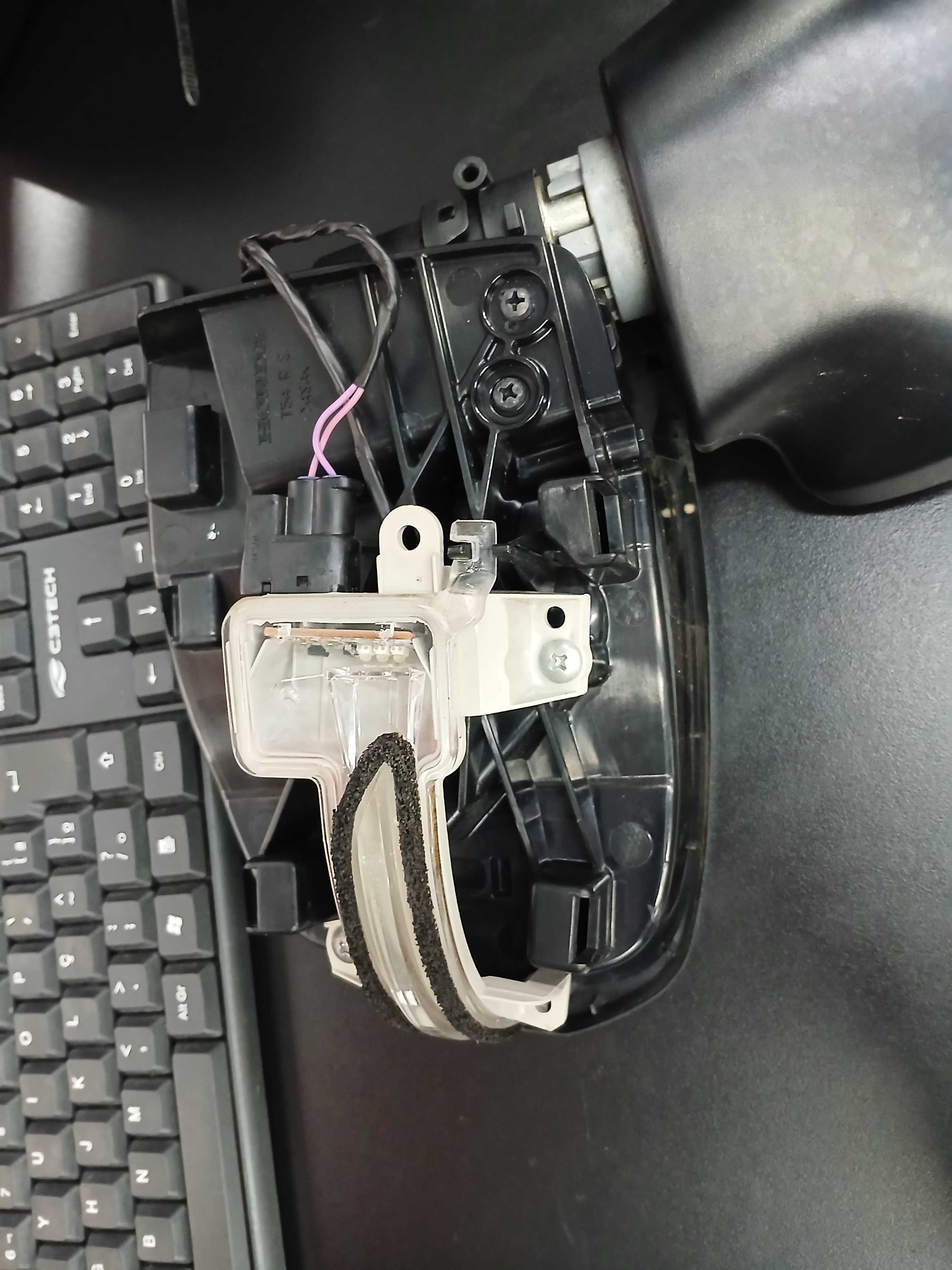 Retrovisor retratil  direito com seta honda wrv  2017 2021
